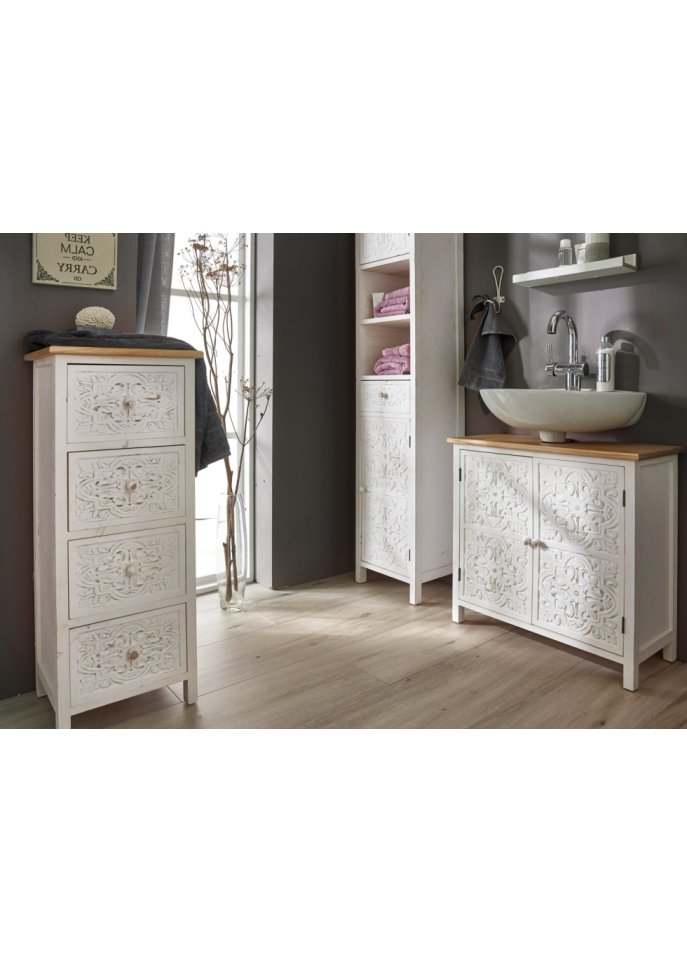 Hochschrank mit Ornament