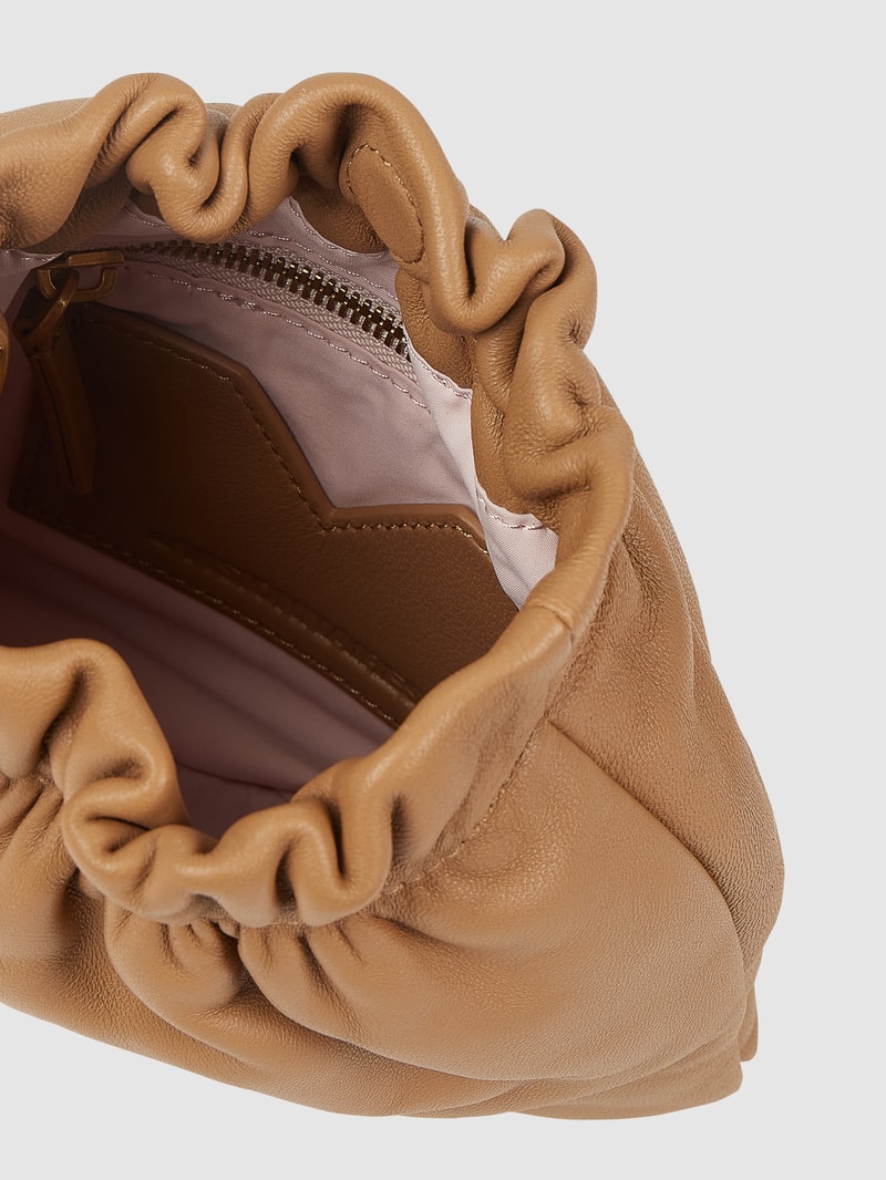 Crossbody Bag aus Leder Modell 'Lilou' in camel