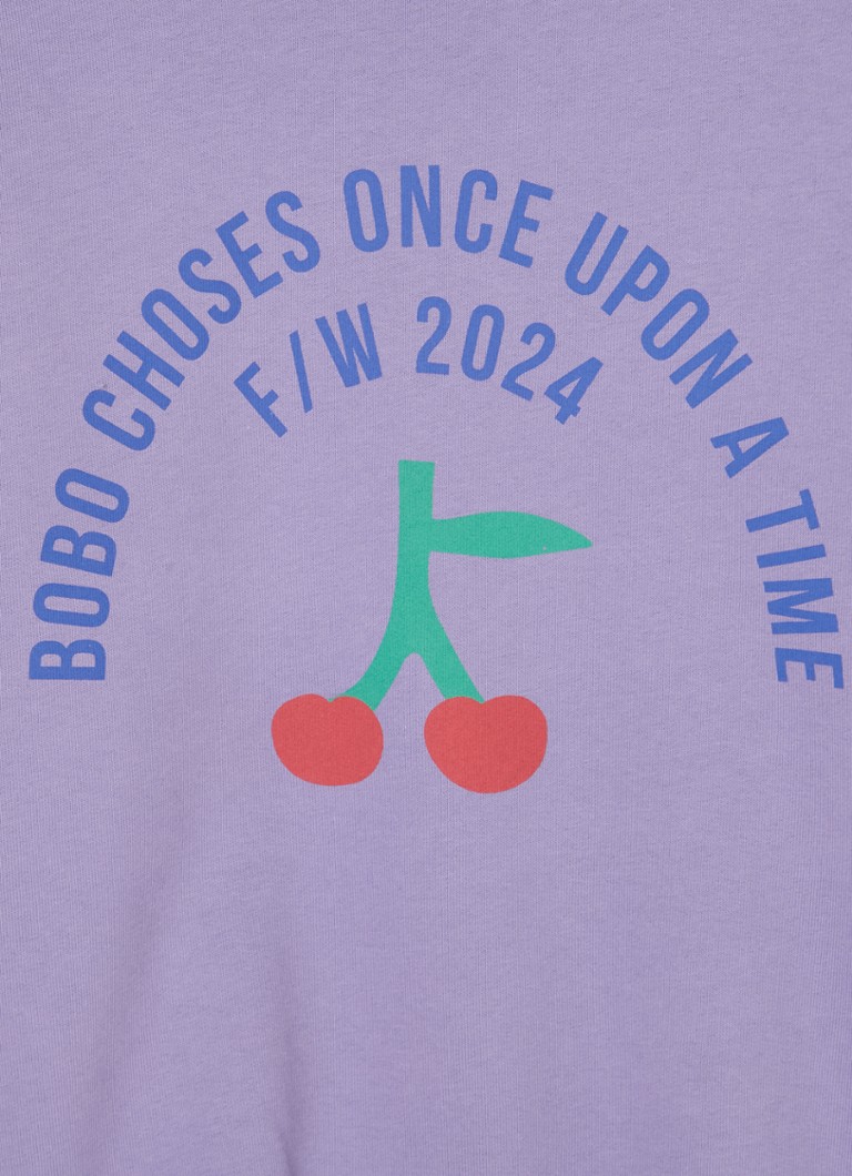BOBO ALEGE UN PULOVER CU IMPRIMEU CU CERCURI