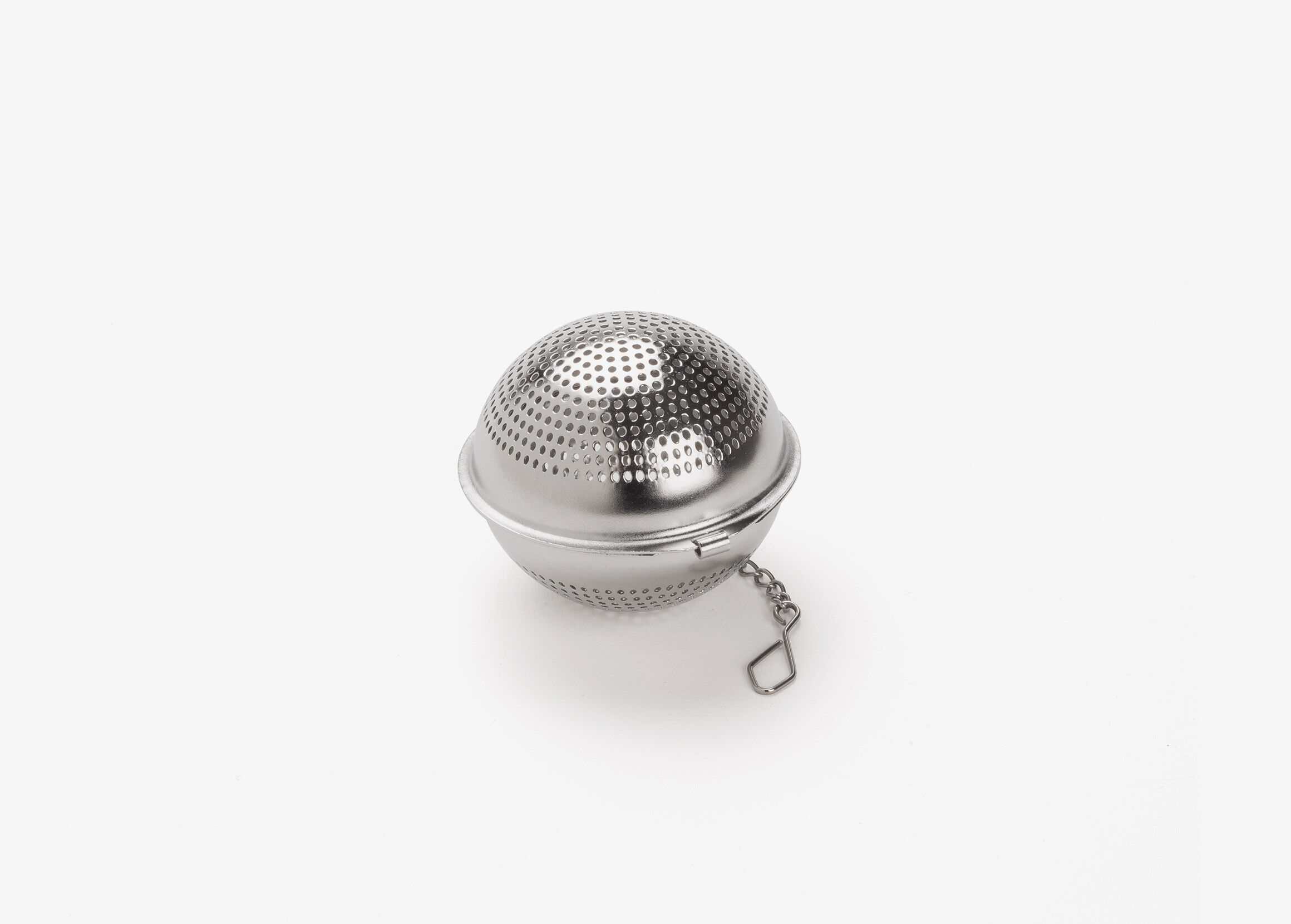 Boule à thé ronde inox perforé avec chainette  DIAM. 5 cm