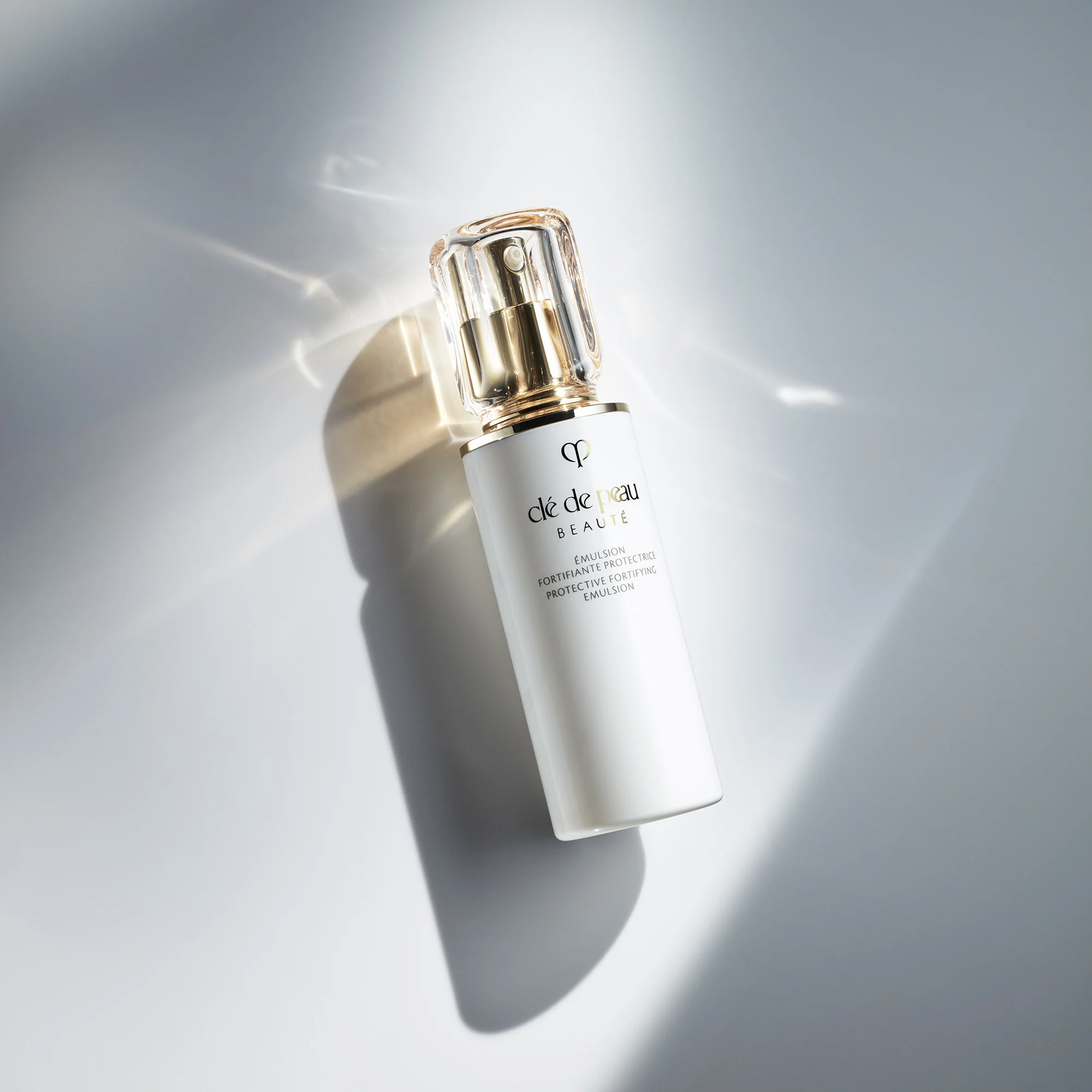 Emulsión protectora fortificante Key Radiance Care - Fluido facial de efecto global, crema facial de día de efecto global