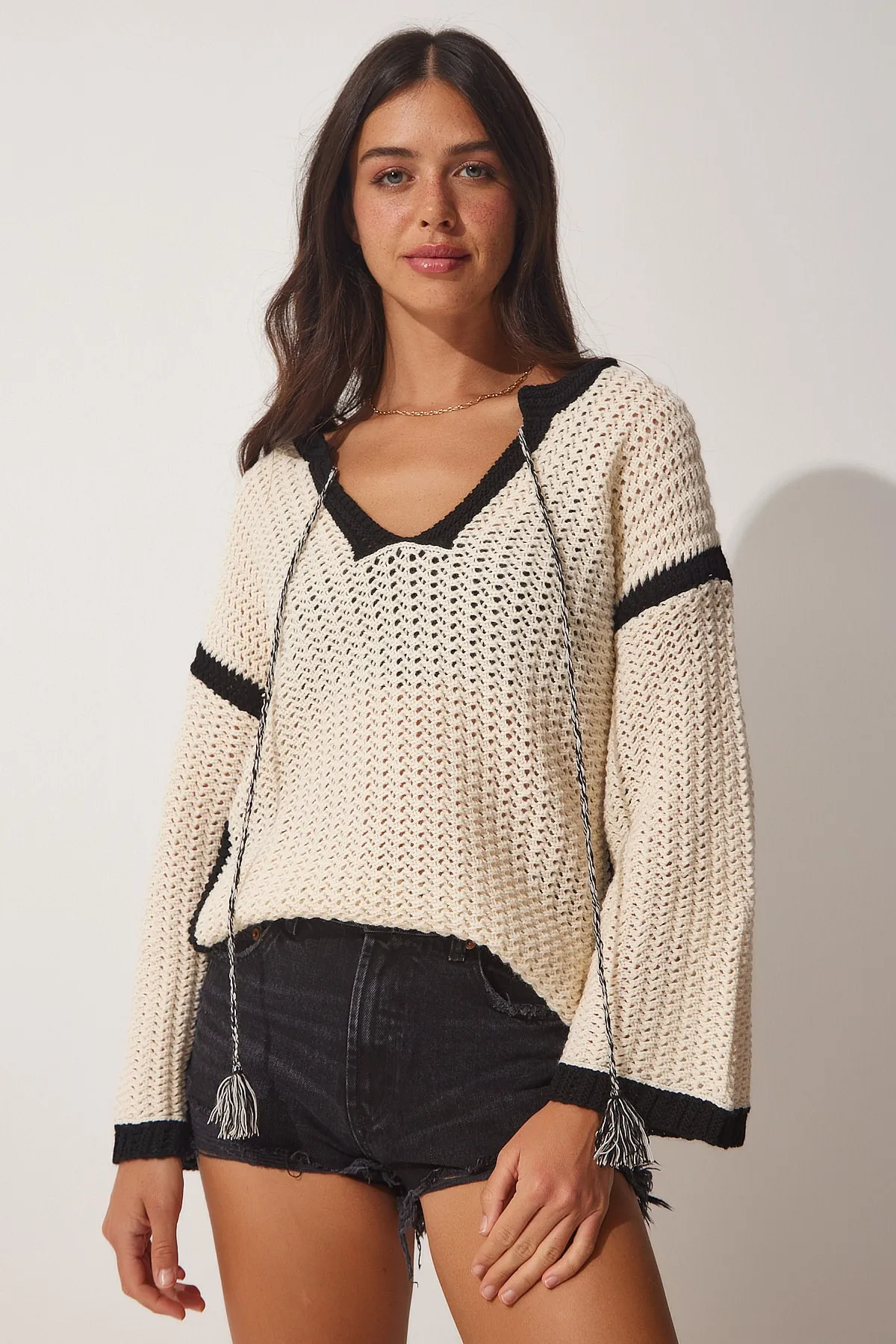Happiness İstanbul  Damen-Strickbluse mit durchbrochenem Knochenmuster für die Saison MX00101