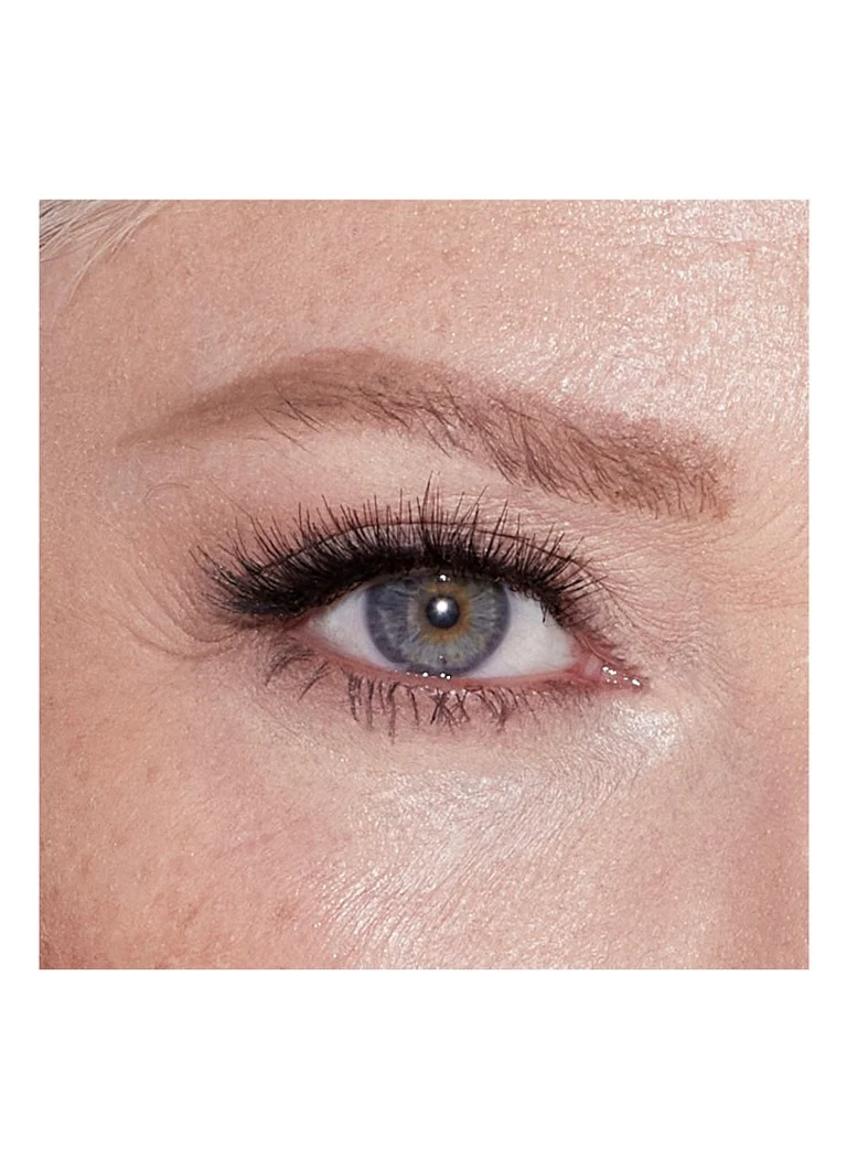 Rezervă pentru creionul de sprâncene Charlotte Tilbury - Sfaturi pentru reumplerea creionului de sprâncene