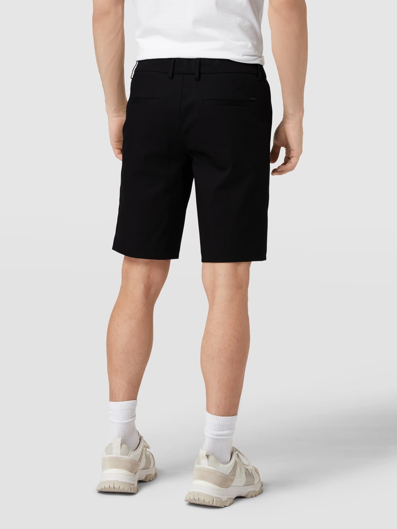 Shorts mit Label-Applikation Modell 'Llem' in schwarz