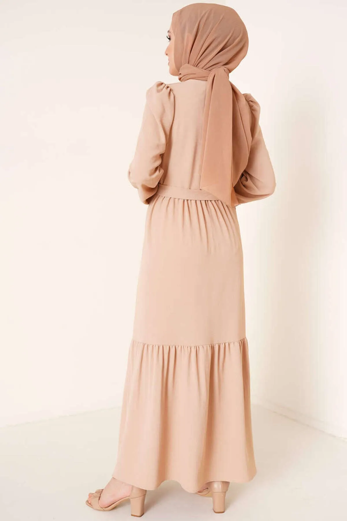 VOLT CLOTHİNG  Ayrobin-Kleid für Damen mit gerafftem Detail am Kragen