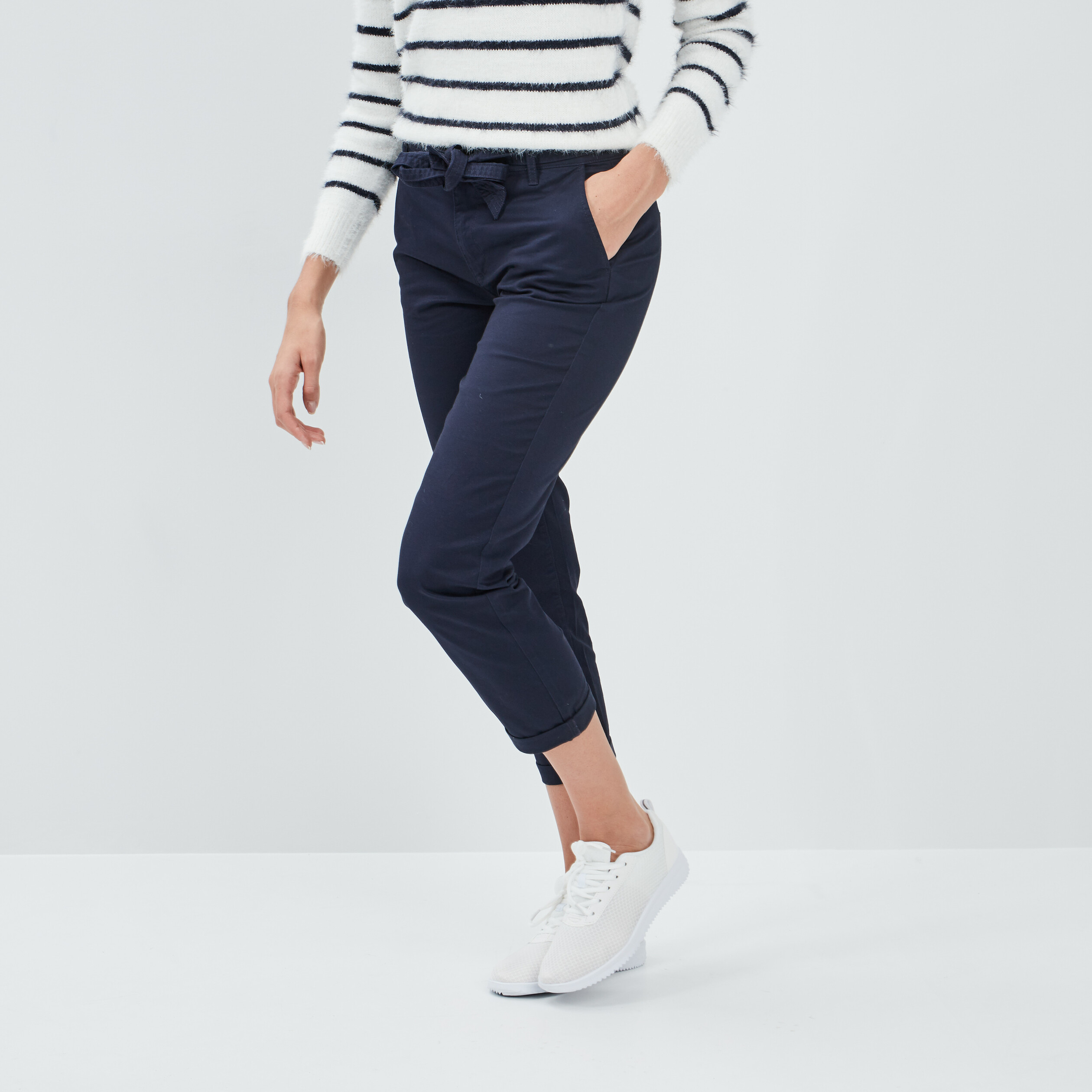 Pantalon chino ceinturé 7 8ème bleu marine femme | La Halle