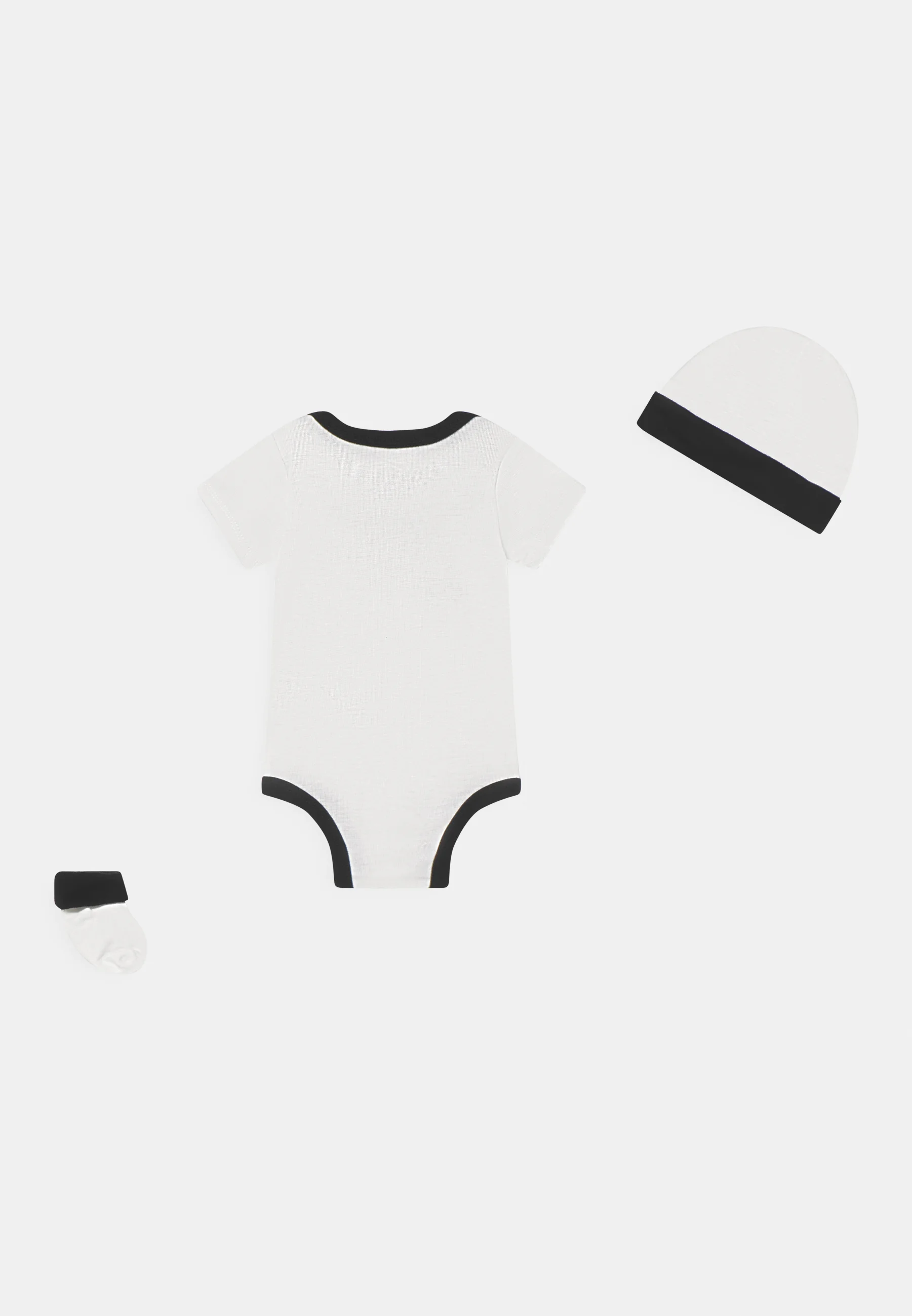 Nike Sportswear NIKE BABY SET DE REGALO DE 3 PIEZAS BODY BOOTIES & BEANIE UNISEX - Gorra