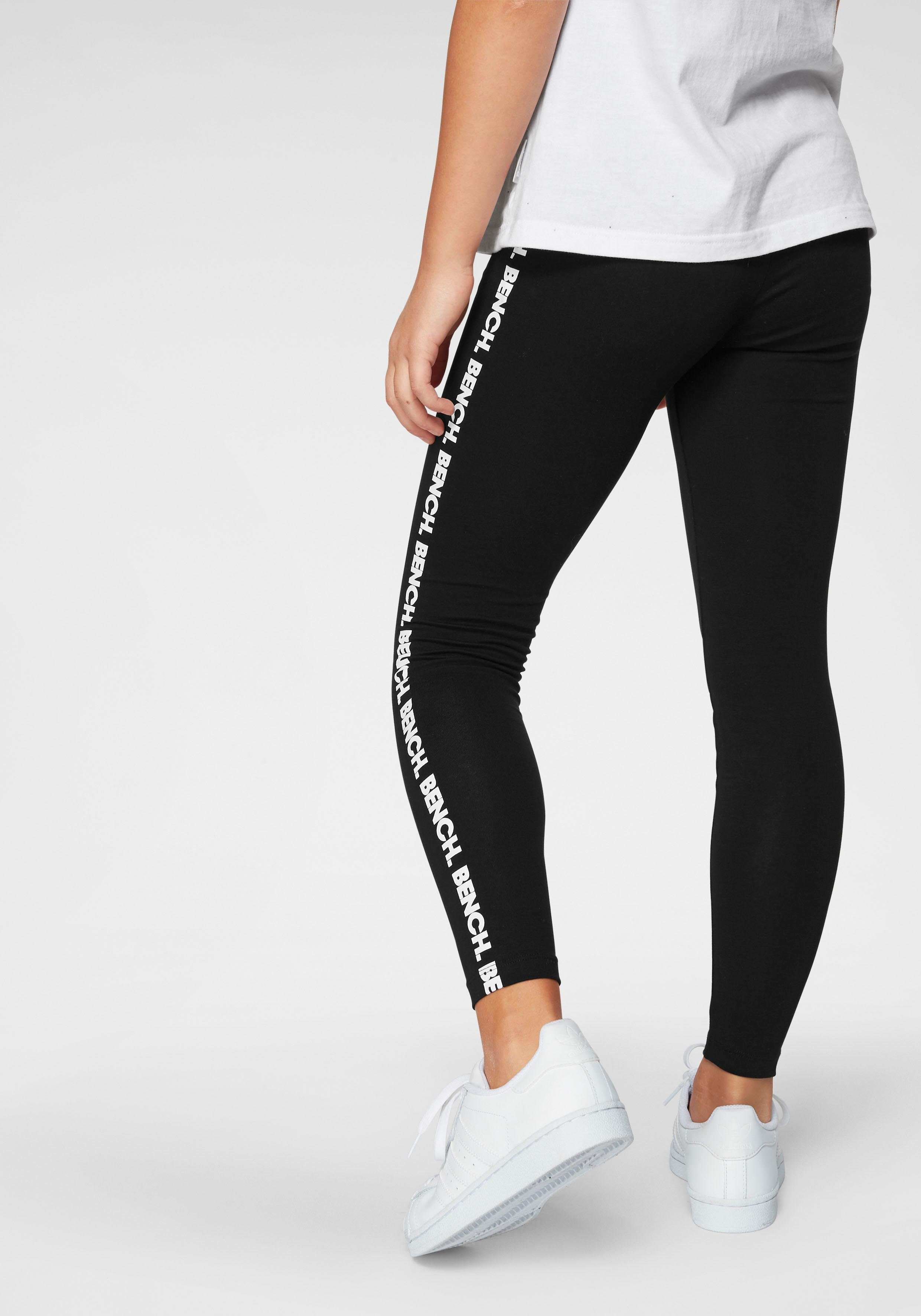 Bench. Leggings mit Bench-Logo Drucken