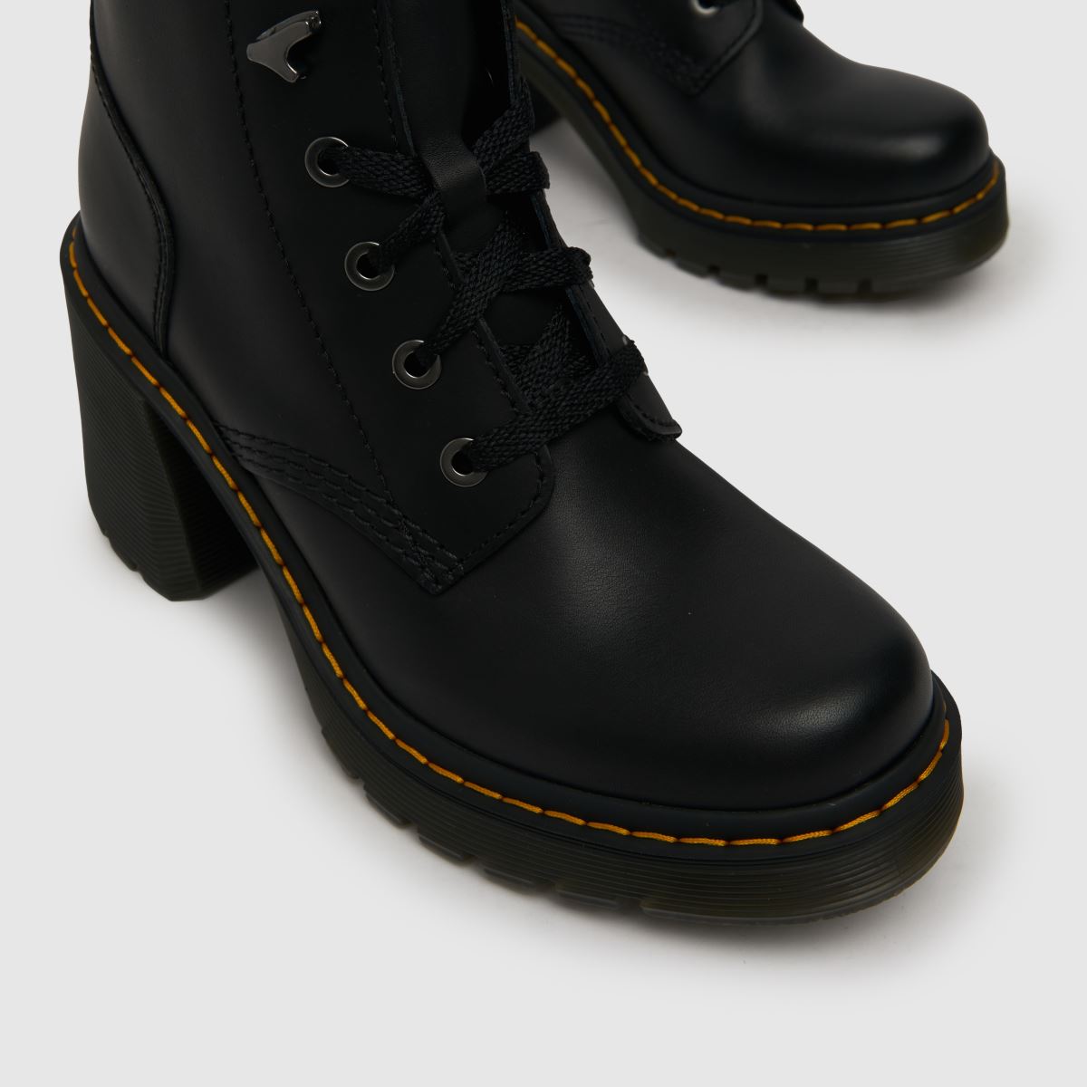 Dr Martens – Svarta Jesy-stövlar