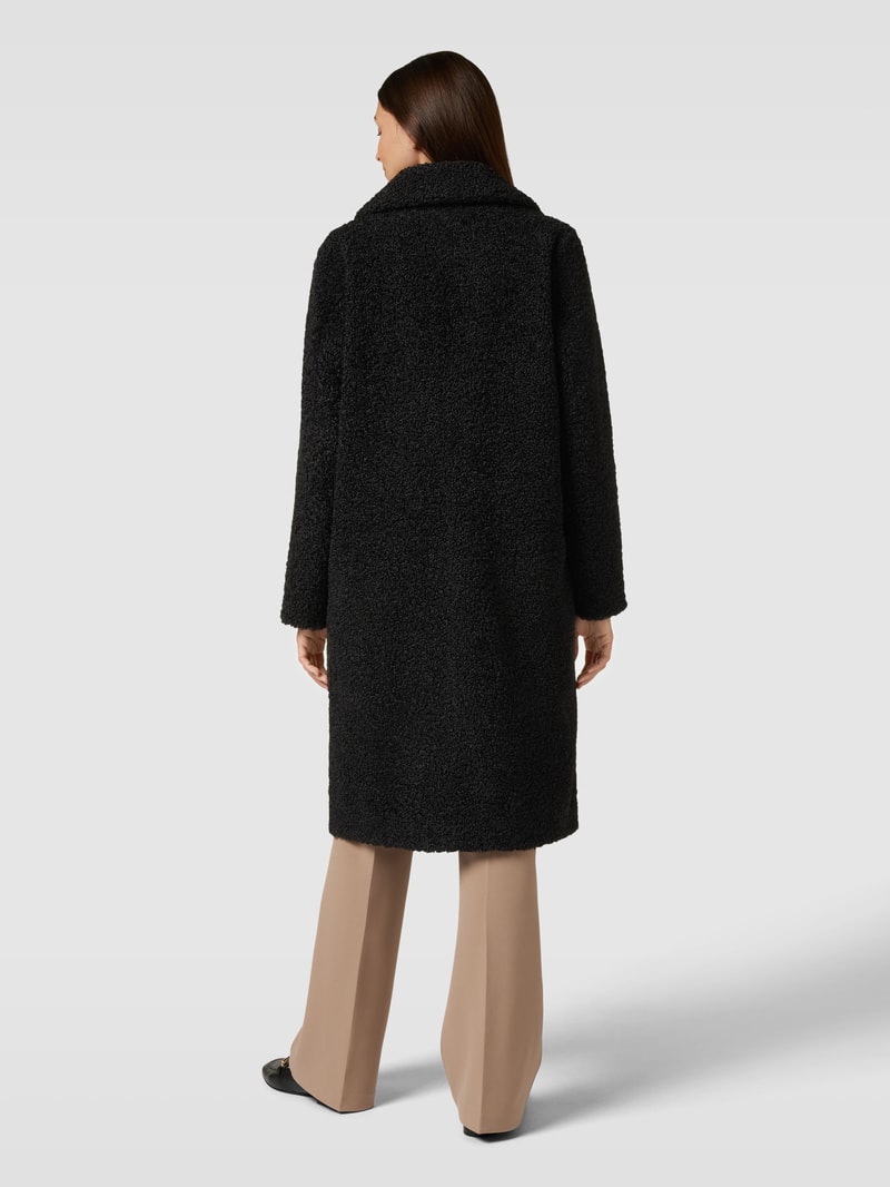 Mantel aus Teddyfell Modell 'Mukite' in schwarz