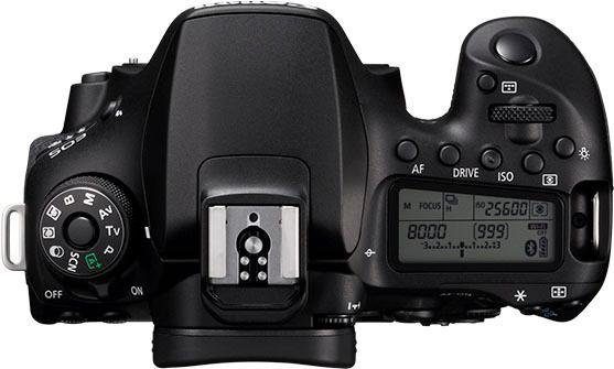 Canon EOS 90D EF-S 18-135mm f/3.5-5.6 IS USM NANO Spiegelreflexkamera (Canon EF-S 18-135mm f/3.5-5.6 IS, 32,5 MP, Bluetooth, WLAN (Wi-Fi)