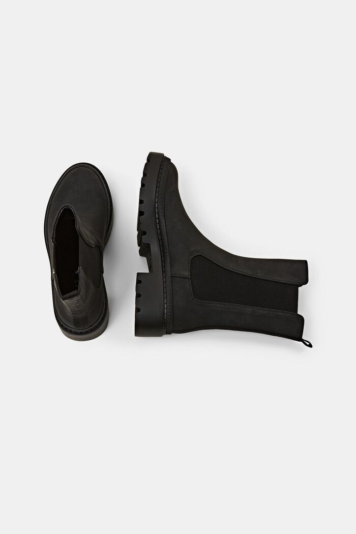 Grobe Boots in Lederoptik