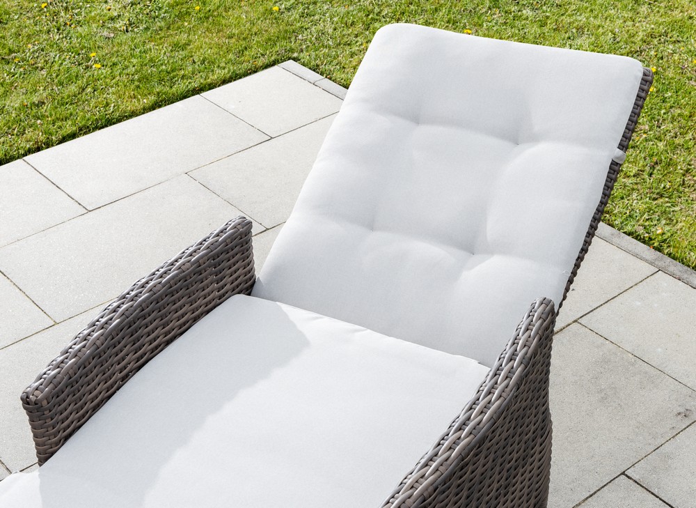 HC Garten & Freizeit 3tlg. Sonnenliegen-Set mit Tisch