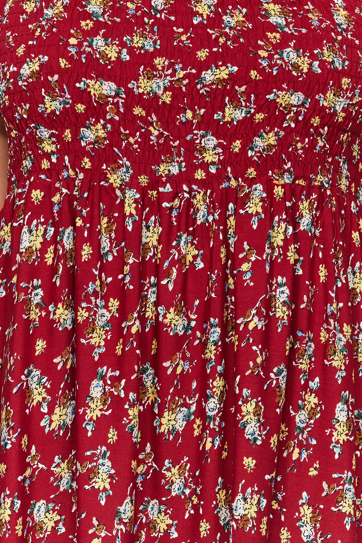 Trendyol Curve  Burgunderrotes, gemustertes, gewebtes Kleid mit Brustverzierung TBBSS22EL1611