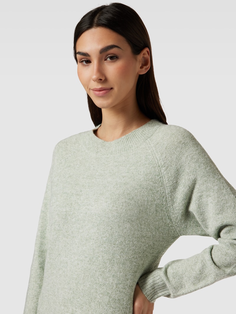 Strickpullover mit Rundhalsausschnitt Modell 'DOFFY' in schilf