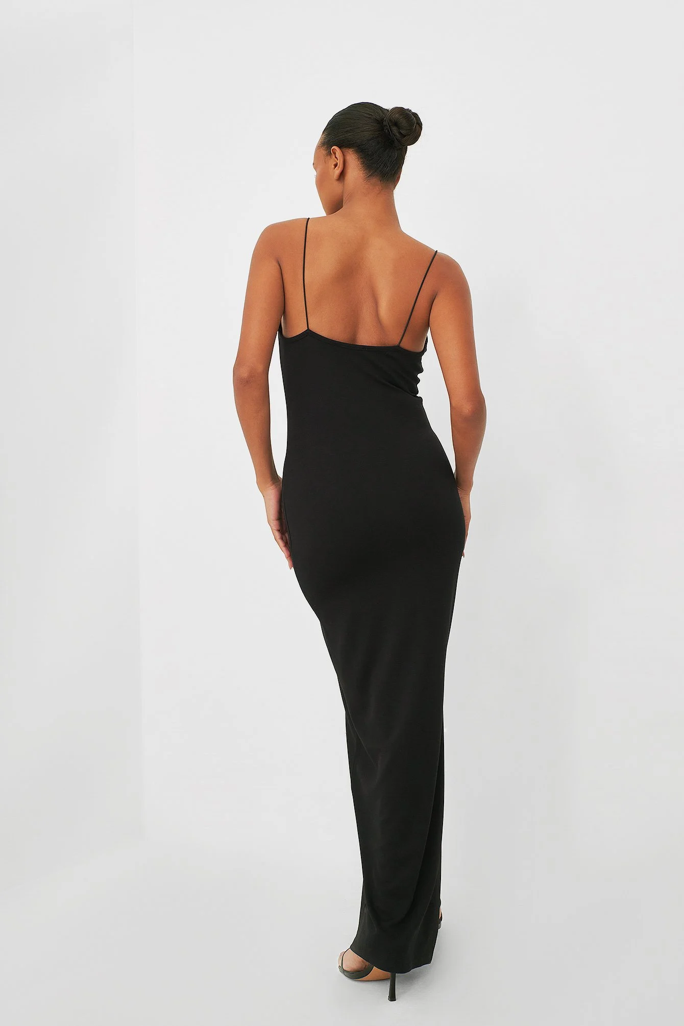 Kleid mit Spaghettiträgern