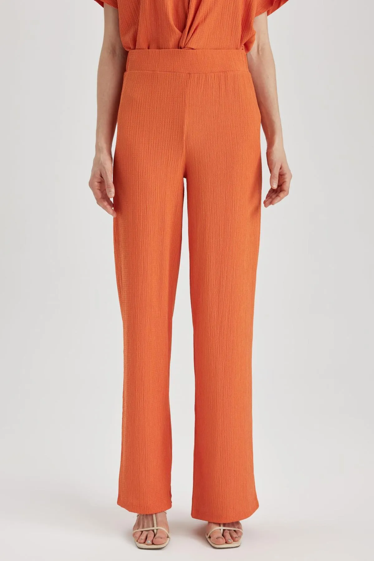 DeFacto  Hose mit weitem Bein Z9469az23sm