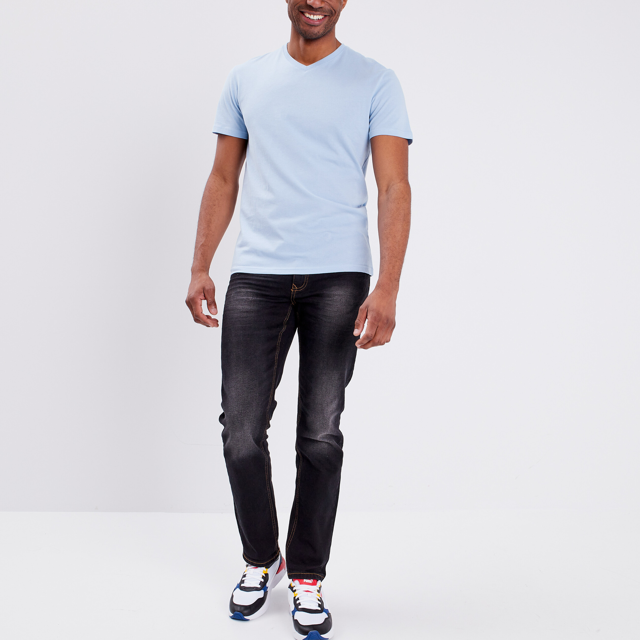 T-shirt manches courtes coton col V bleu ciel homme | La Halle