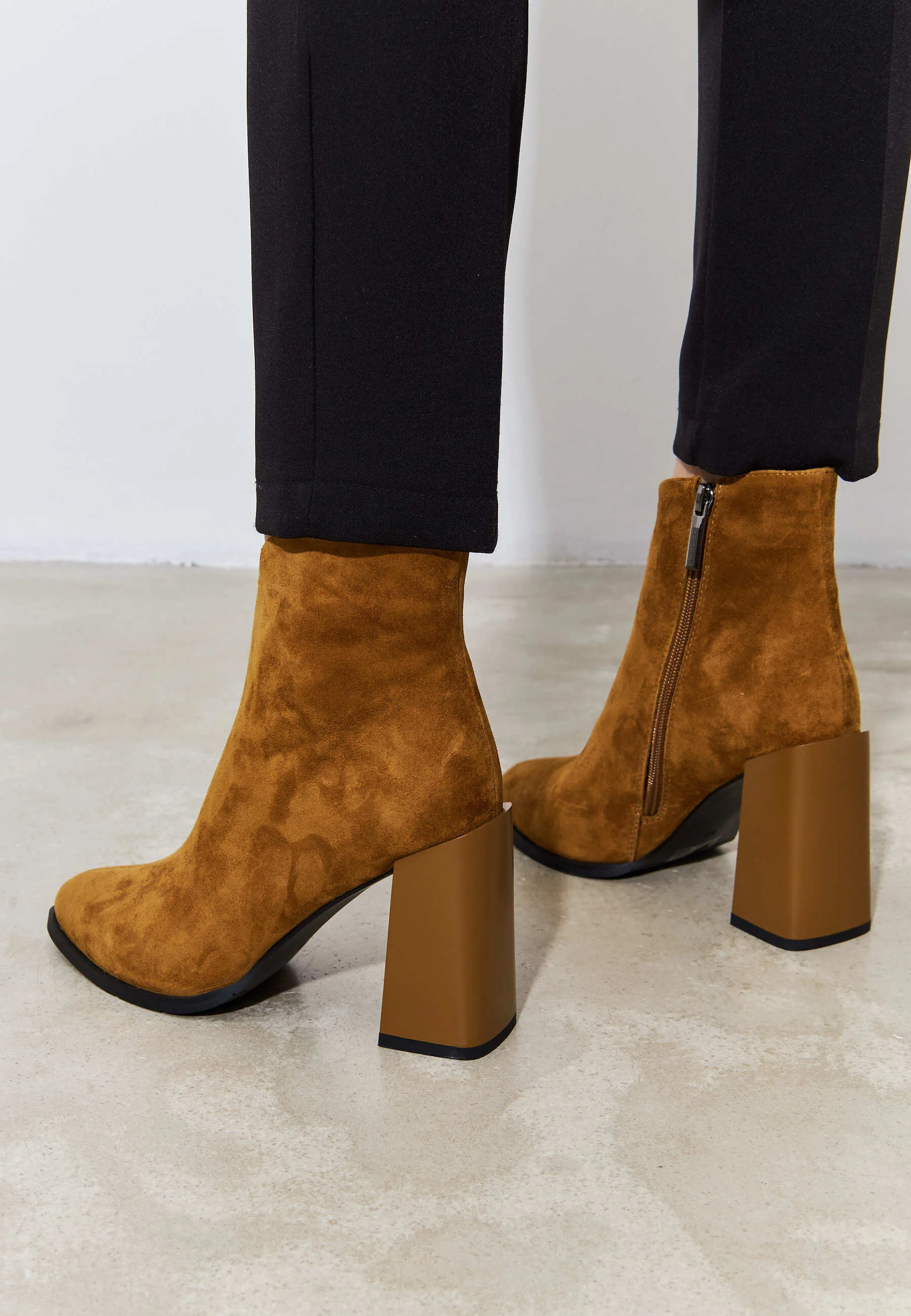 Botines de tacón Cesare Gaspari