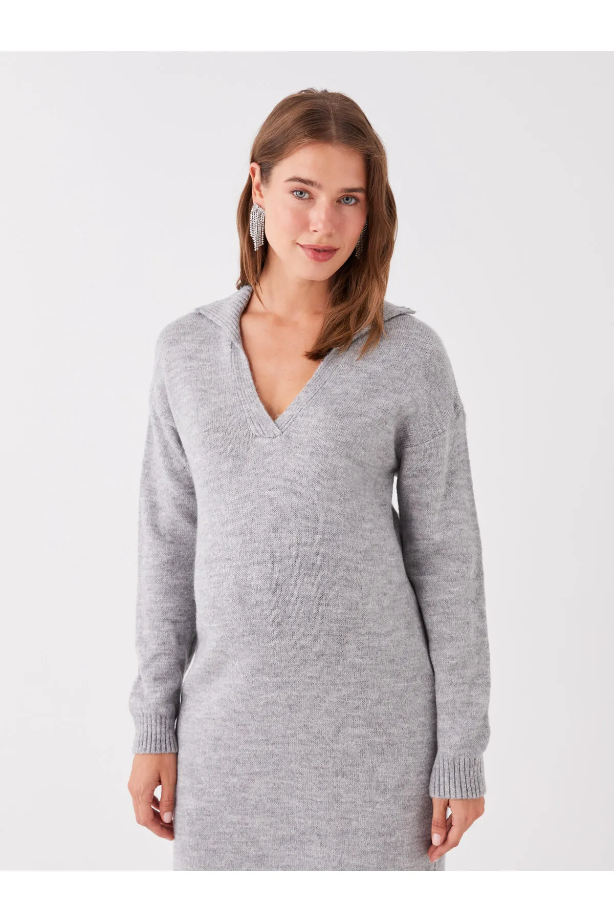 LC Waikiki  Einfarbiges, langärmliges Umstands-Strickkleid mit Polo-Ausschnitt