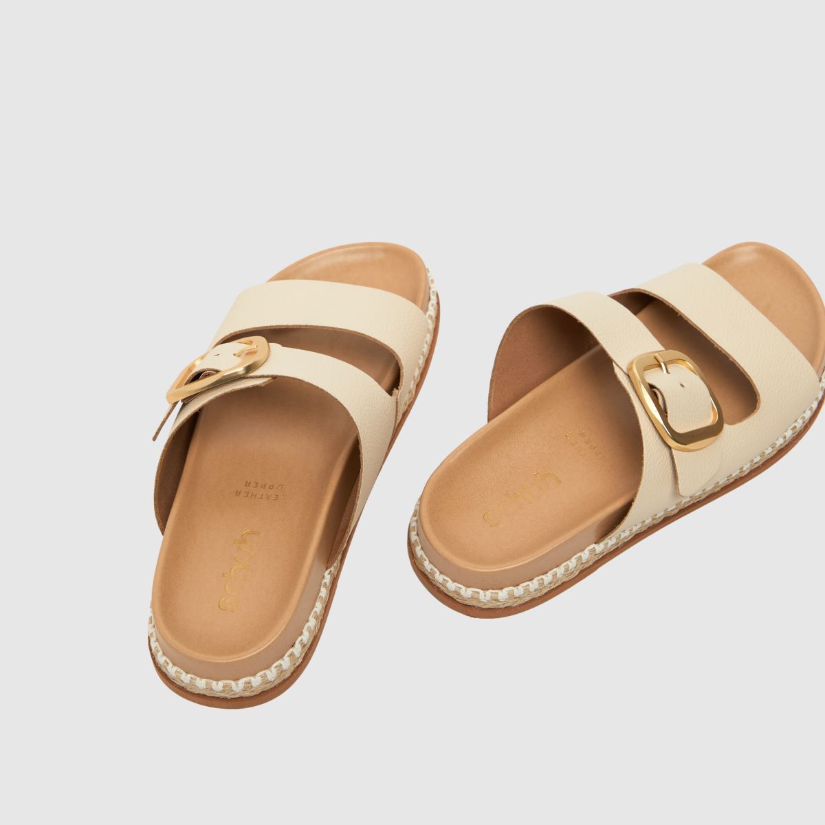 Schuh Tish bőr csatos szandál törtfehér színben