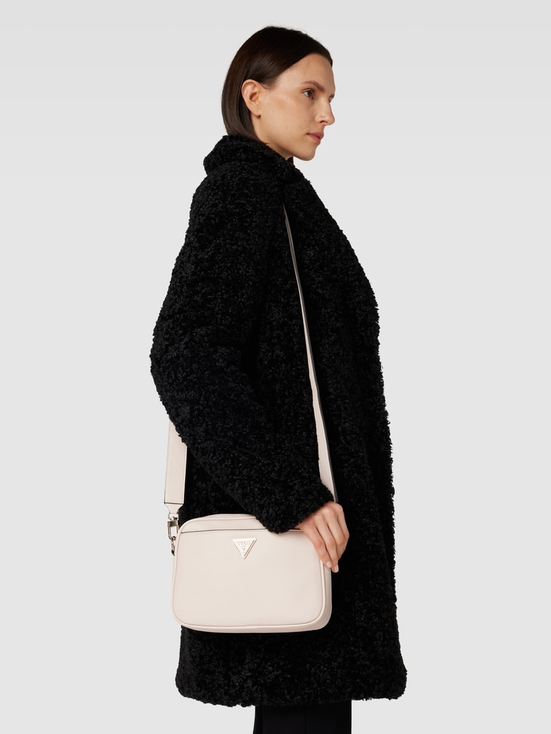 Umhängetasche mit Label-Details Modell 'MERIDIAN' in stein