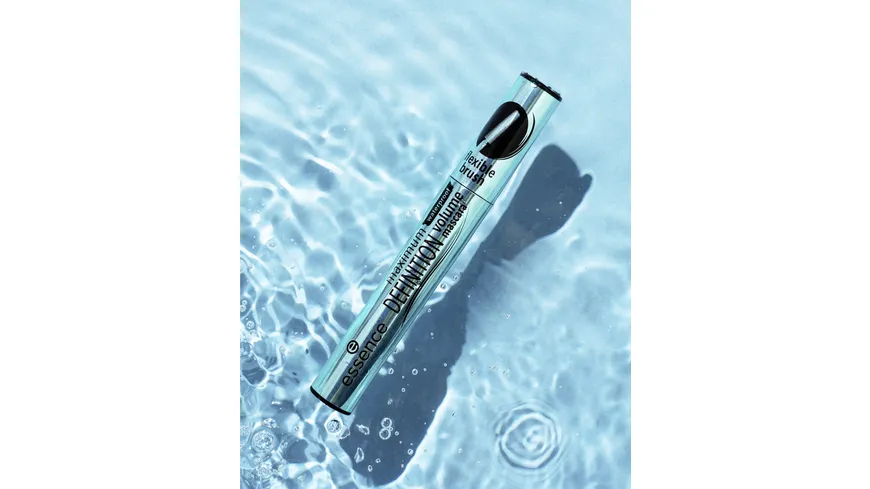 essence maximum DEFINITION waterproof volume mascara 8 ml