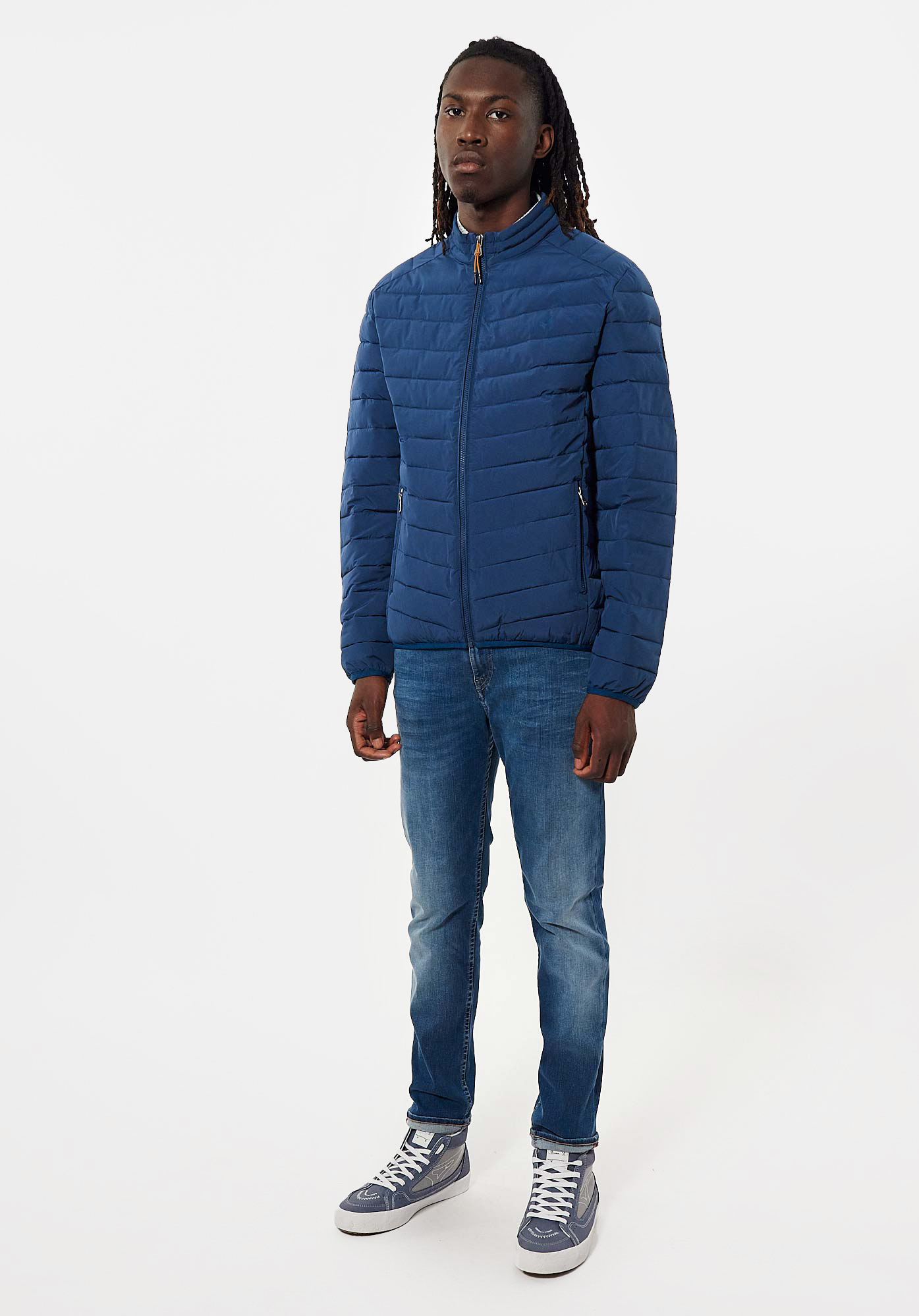 SANO   Doudoune fine bleue Homme en 100% polyester recyclé