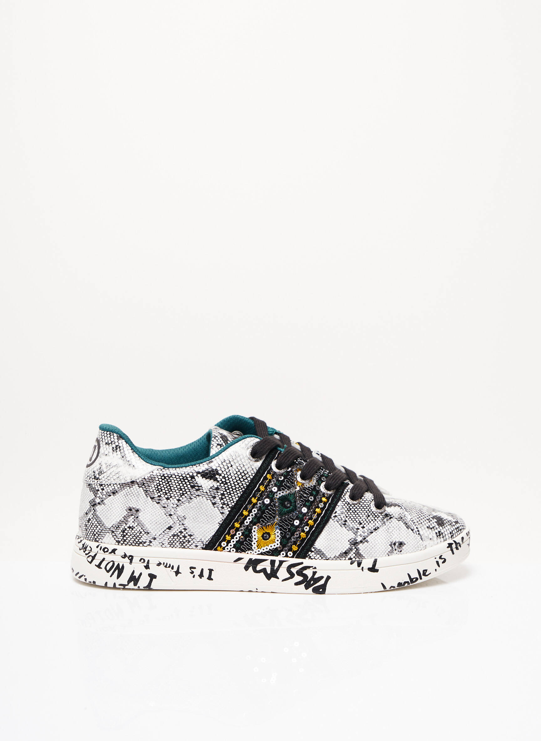 Desigual Baskets Femme couleur blanc