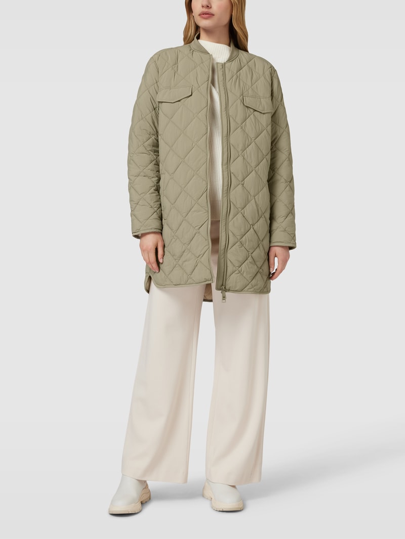 Steppjacke mit Label-Patch in khaki