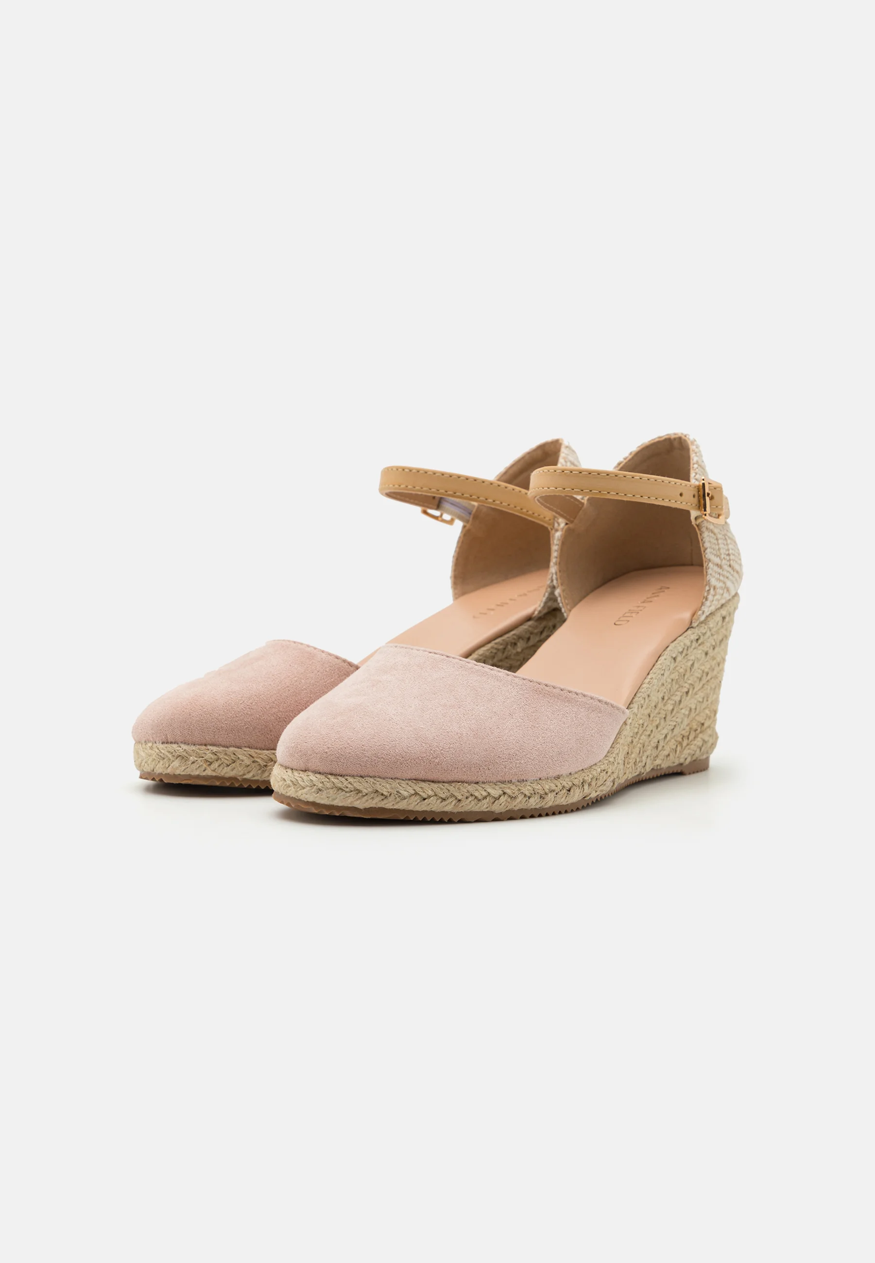 Cuñas de Anna Field