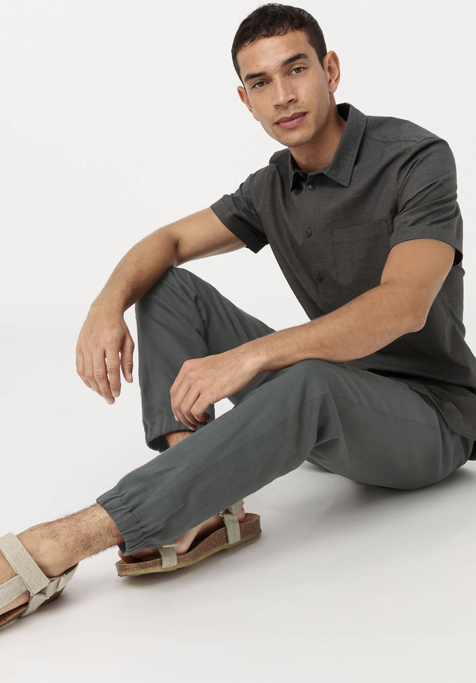 Sommerhose aus Bio-Baumwolle mit Leinen