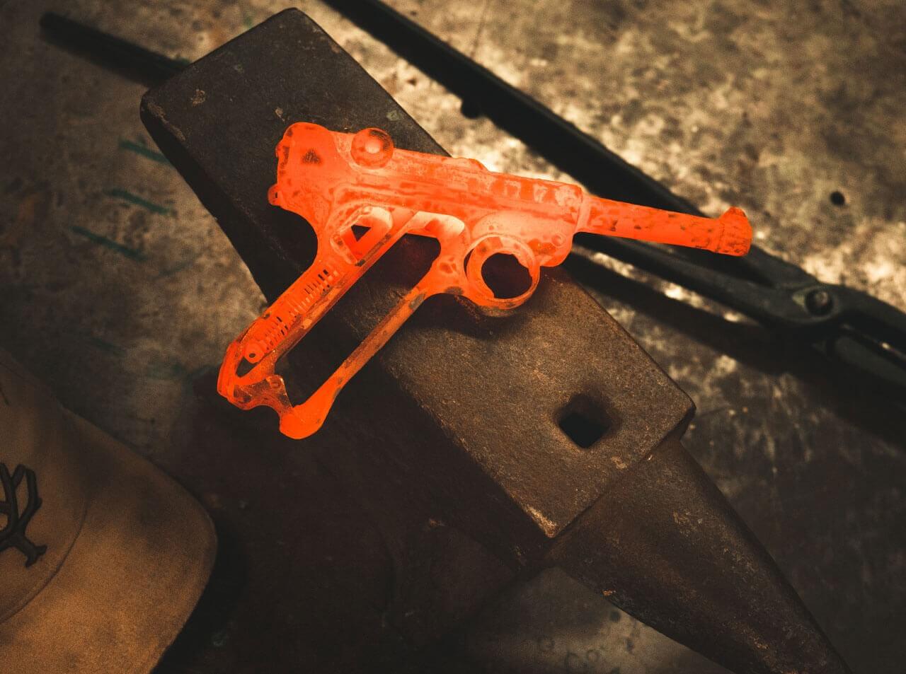 P08-Damast
