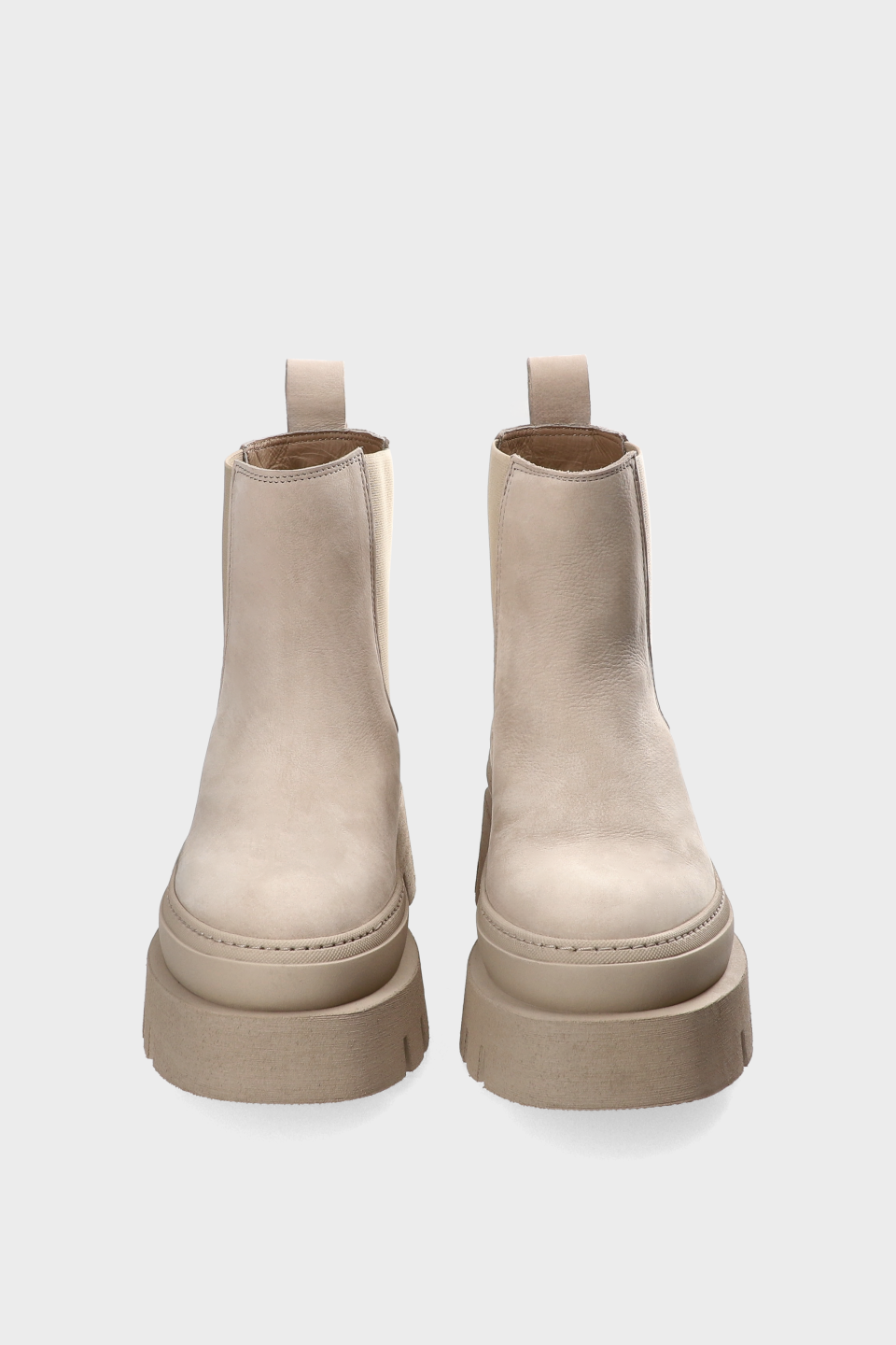 CPH686 nabuc almond