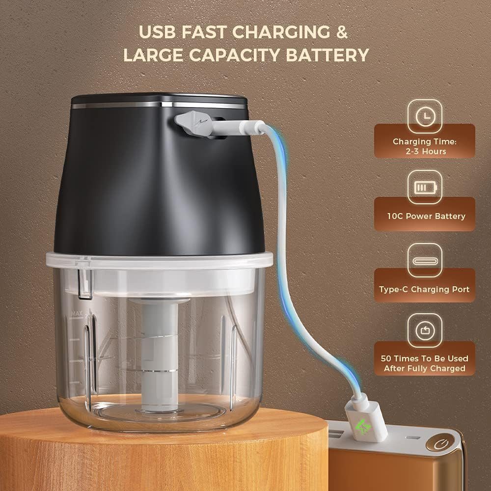 Diyarts Zerkleinerer, 45,00 W, 45-Watt-Motor, USB-Ladefunktion, 200 ml, Ein-Tasten-Bedienung