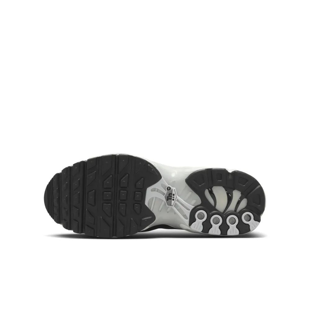 Nike Air Max Plus CD0609-026 / schwarz
