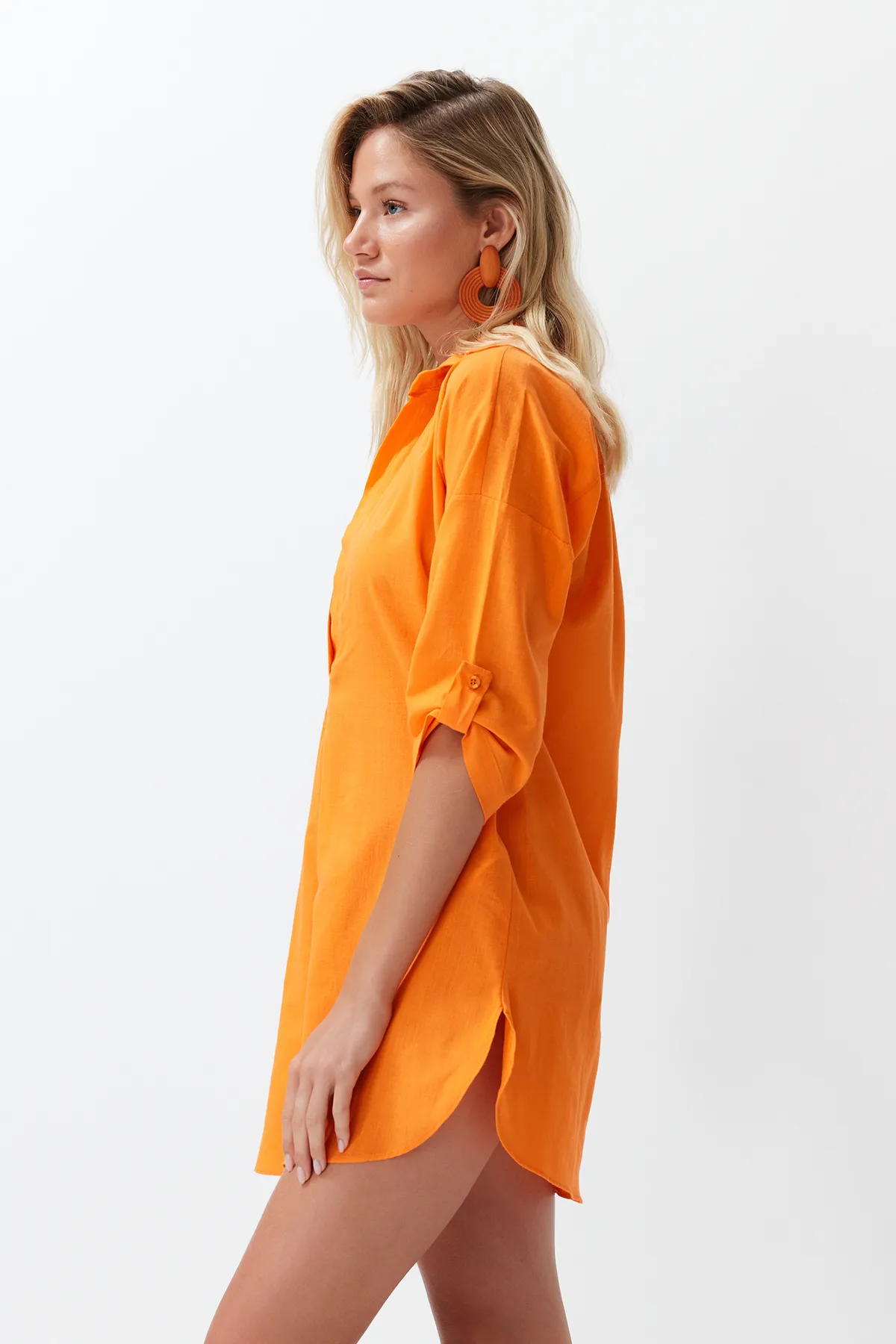Trendyol Collection  Orangefarbenes, gewebtes Mini-Strandkleid aus 100 % Baumwolle TBESS21EL3979