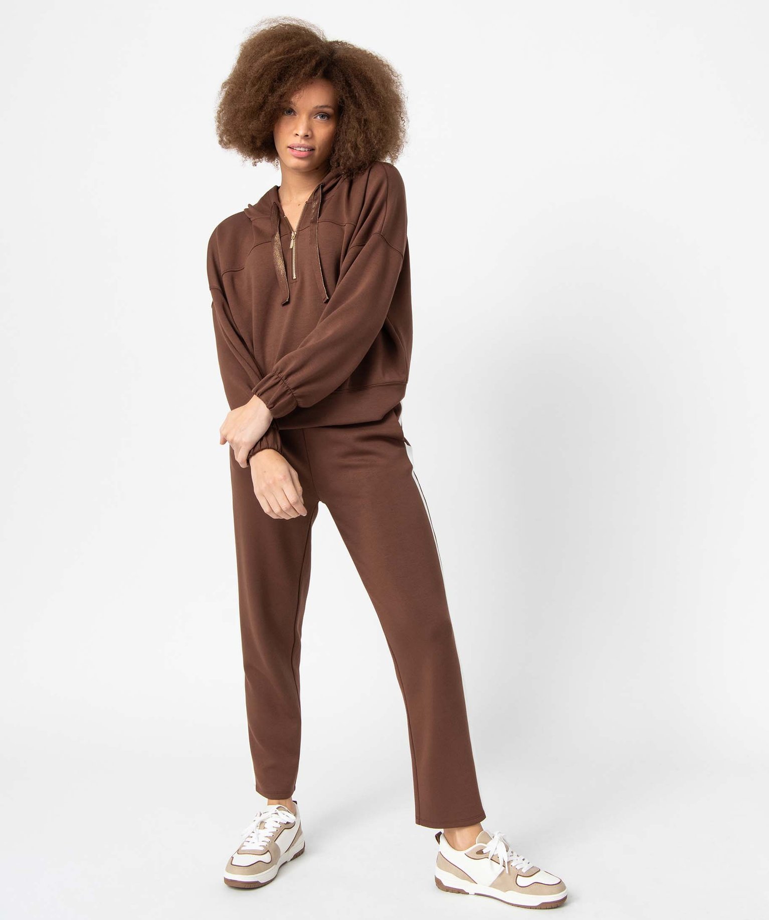 Sweat femme court avec capuche marron | GEMO