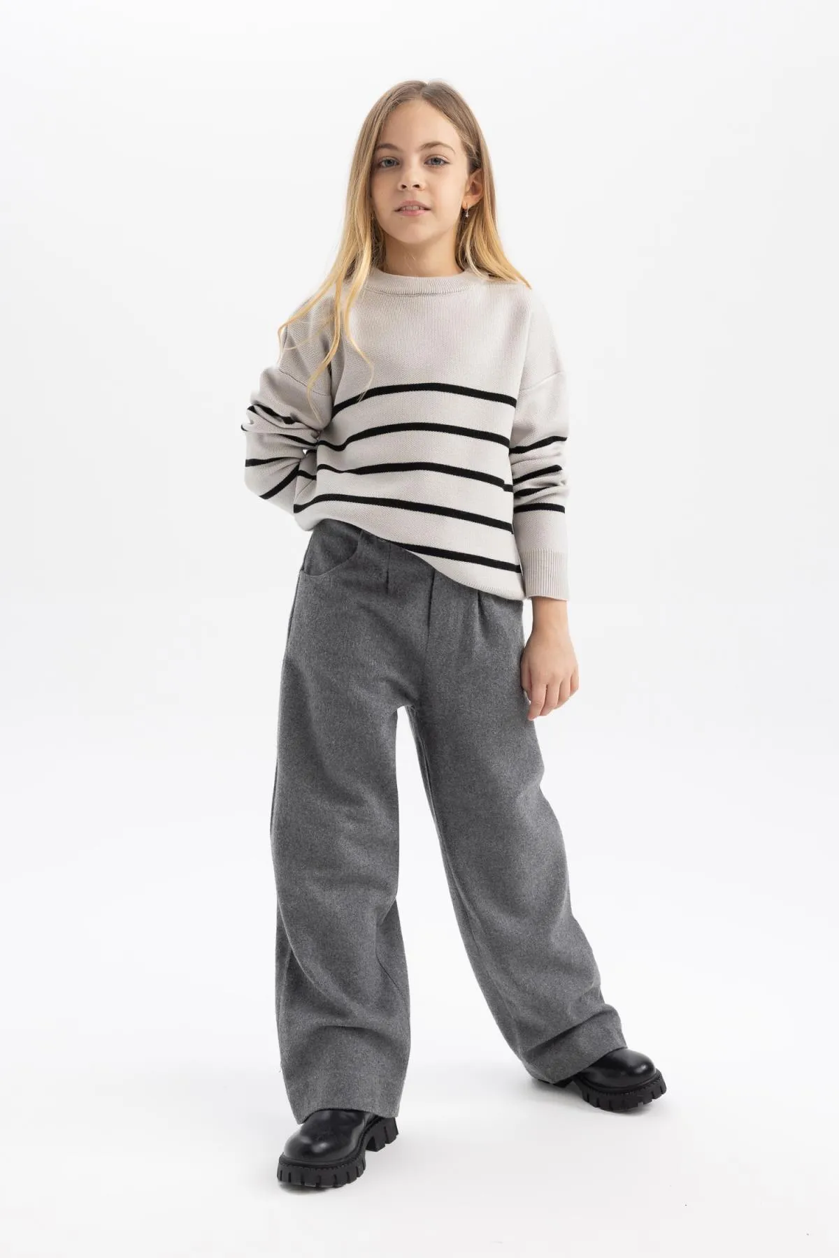 DeFacto  Ovale Mädchenhose mit weitem Bein