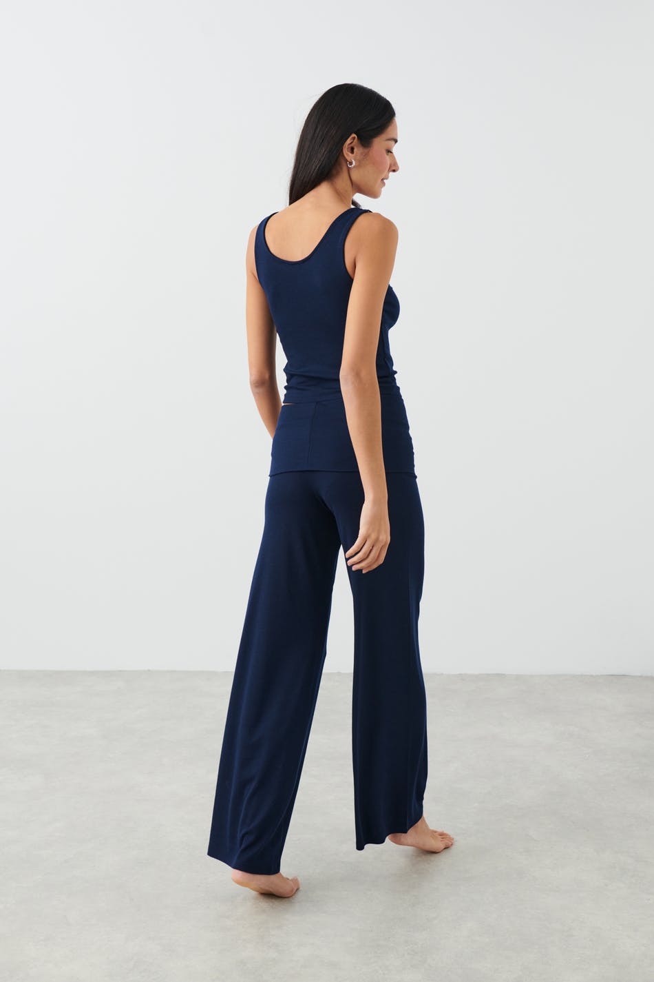 Folded yoga trousers