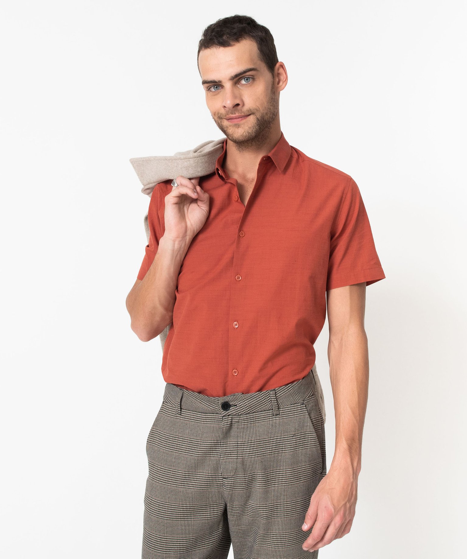 Chemise à manches courtes en coton léger homme violet | GEMO