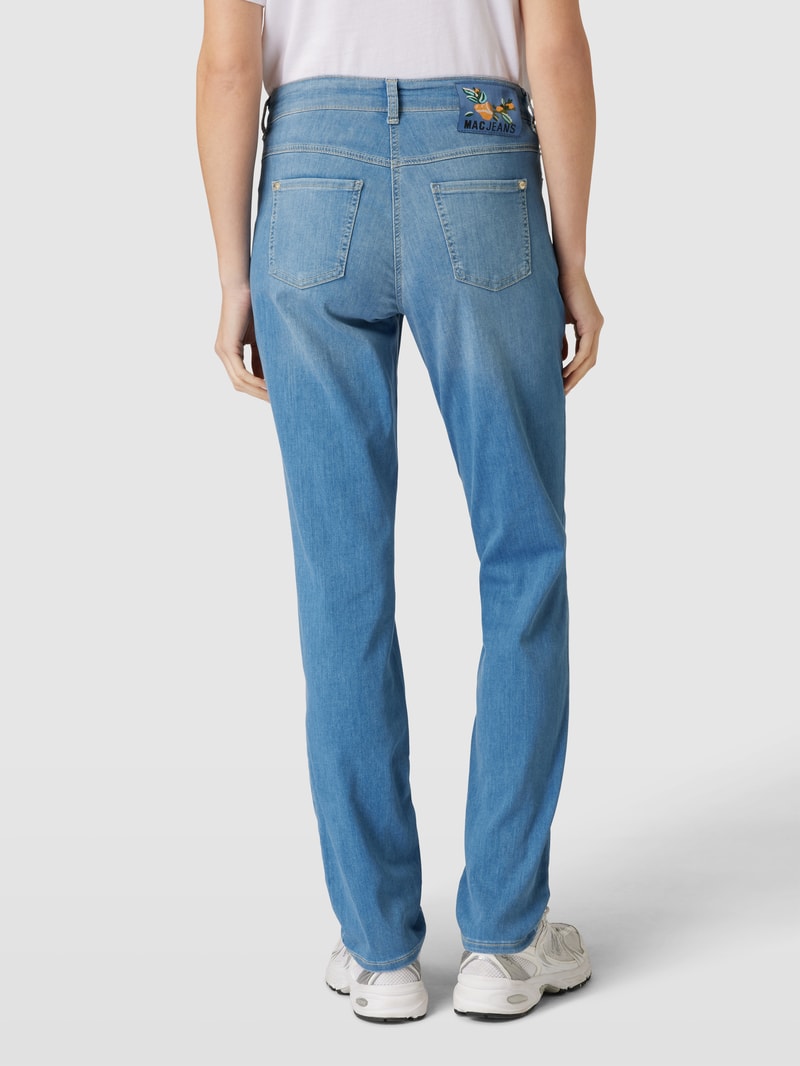 Jeans mit Eingrifftaschen in hellblau