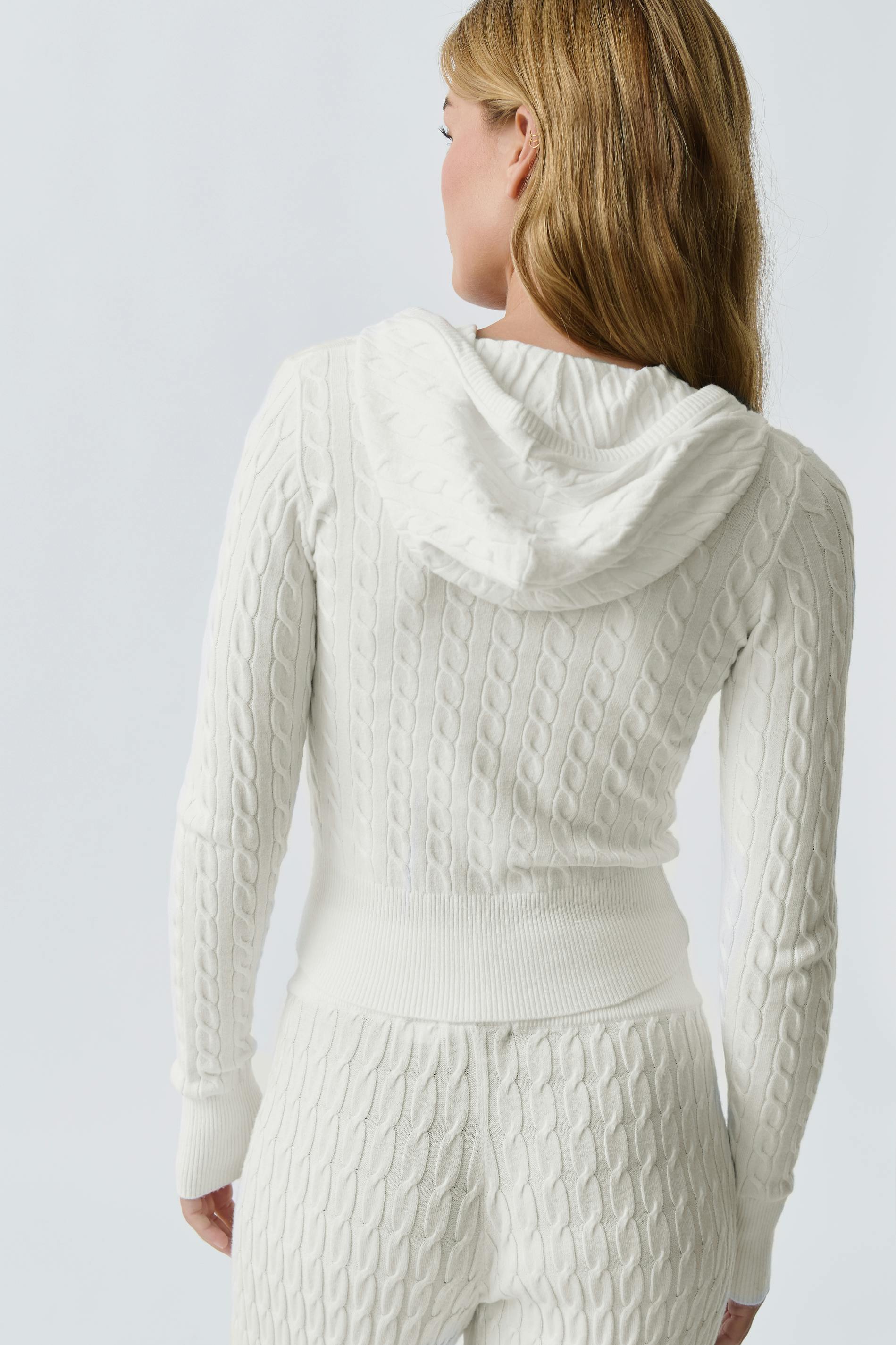 Cable knitted jacket