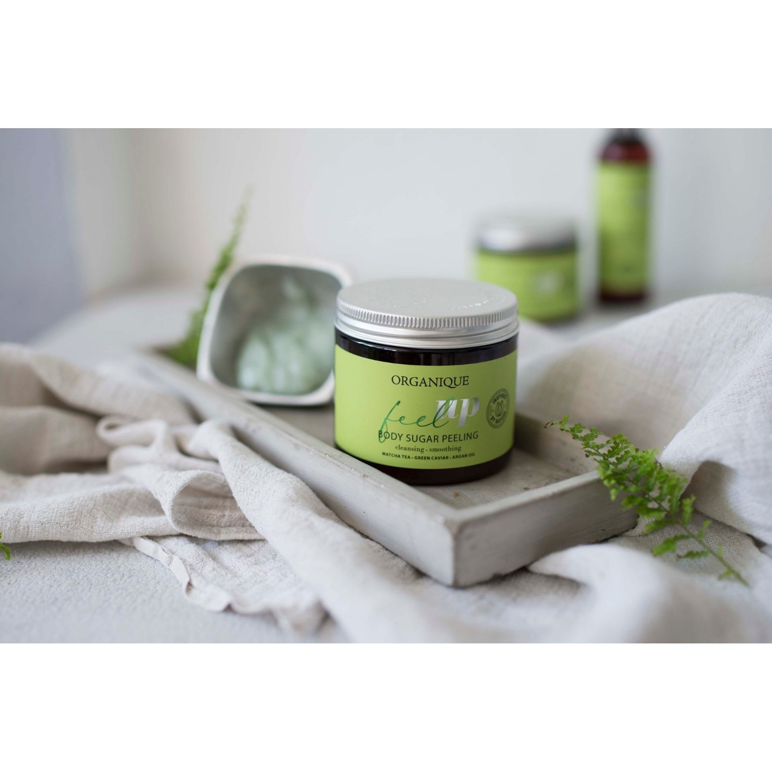 Organiczny energetyzujący peeling cukrowy do ciała