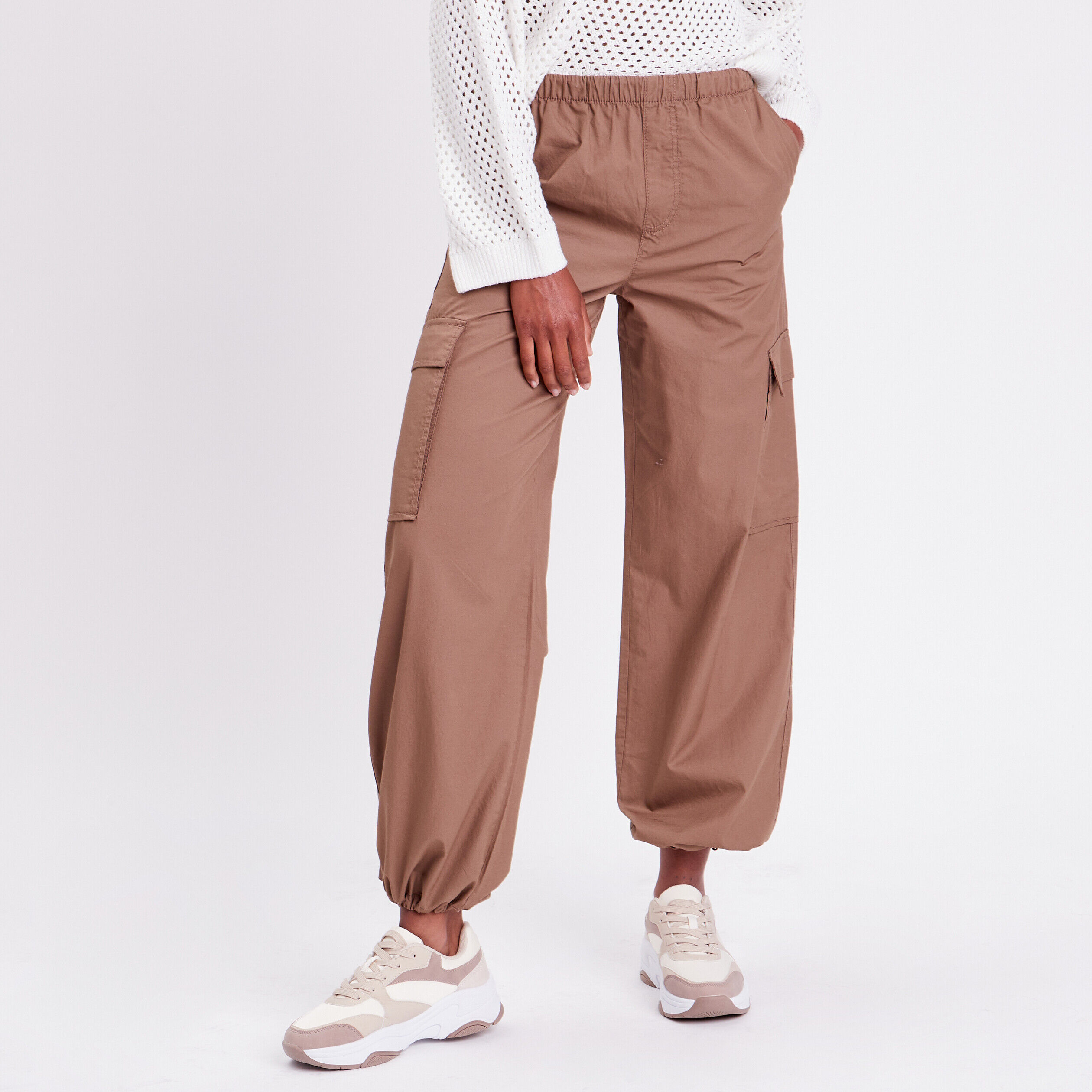 Pantalon parachute large taupe femme | Cache Cache