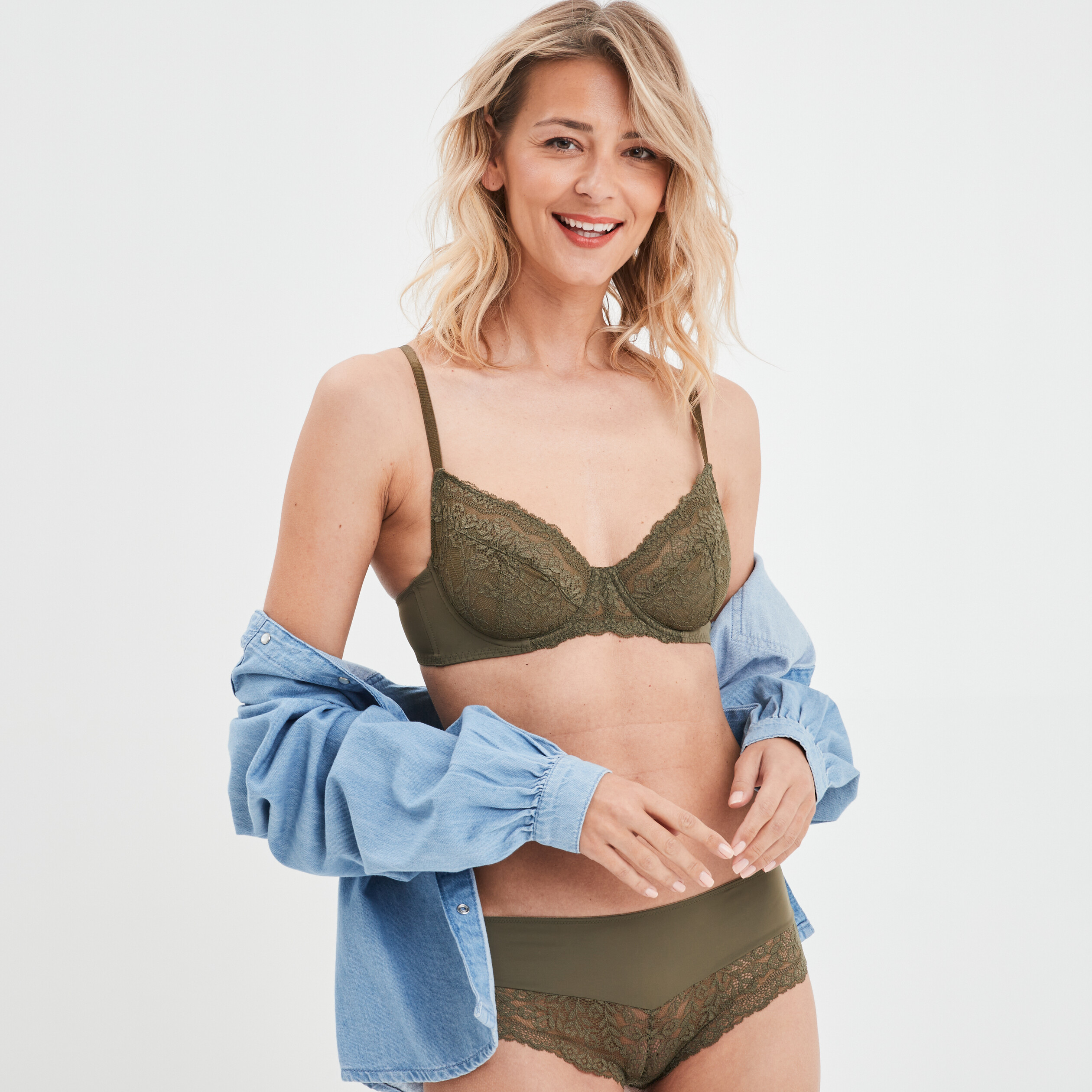Soutien-gorge emboîtant micro dentelle vert kaki femme | La Halle