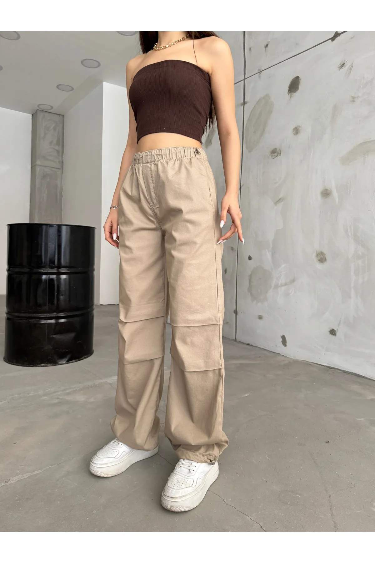 BİKELİFE  Beigefarbene Fallschirmhose für Damen