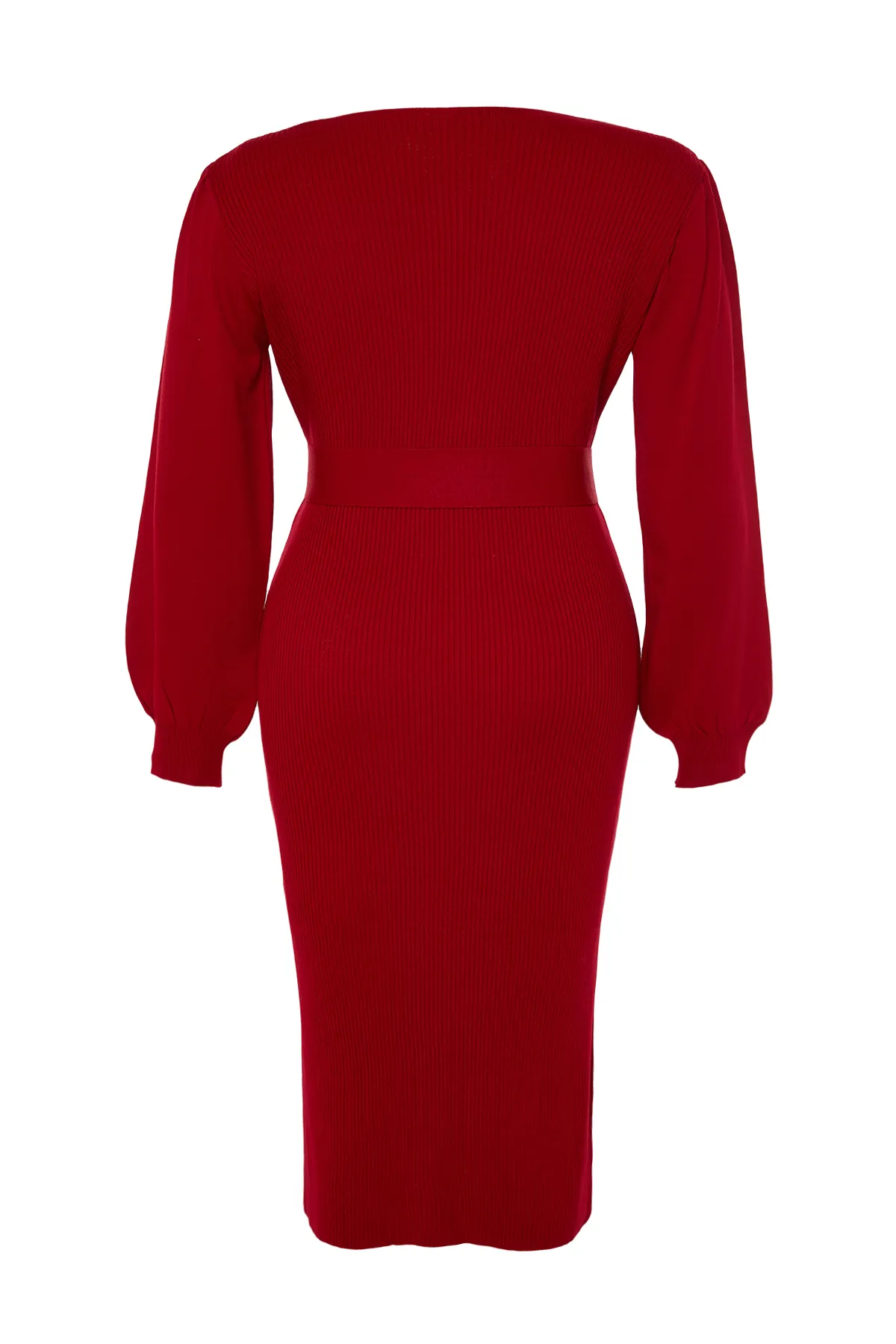 Trendyol Curve  Rotes, figurbetontes Midi-Strickkleid in Übergröße TBBAW23AH00032