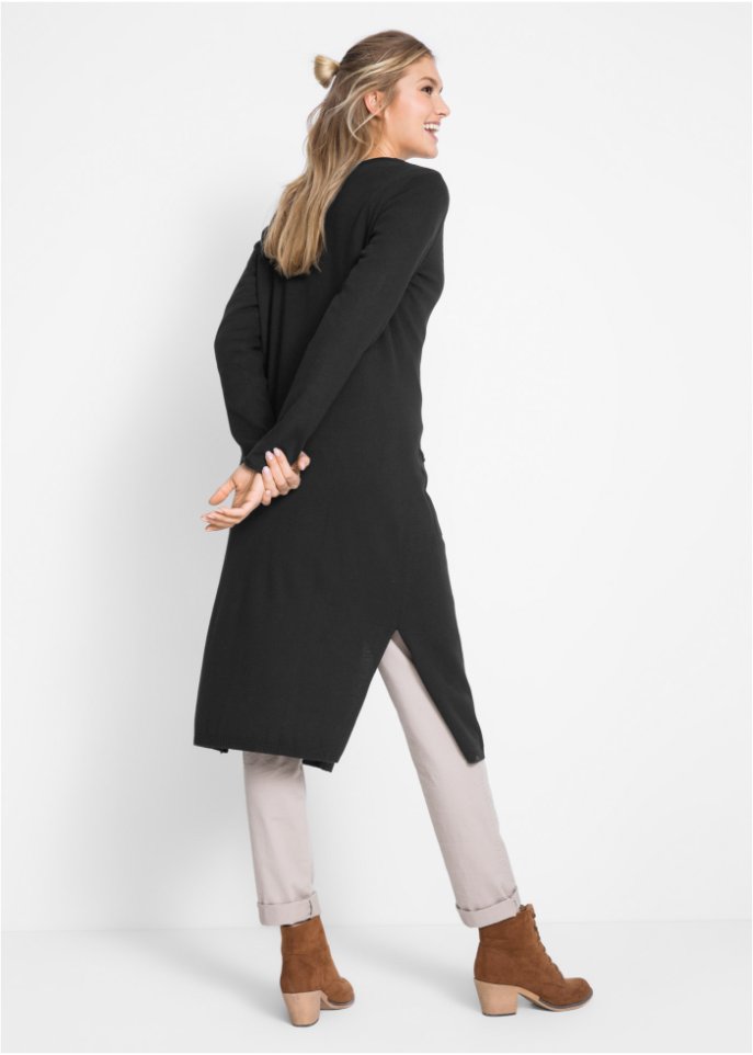 Strickmantel mit V-Ausschnitt mit recycelter Baumwolle