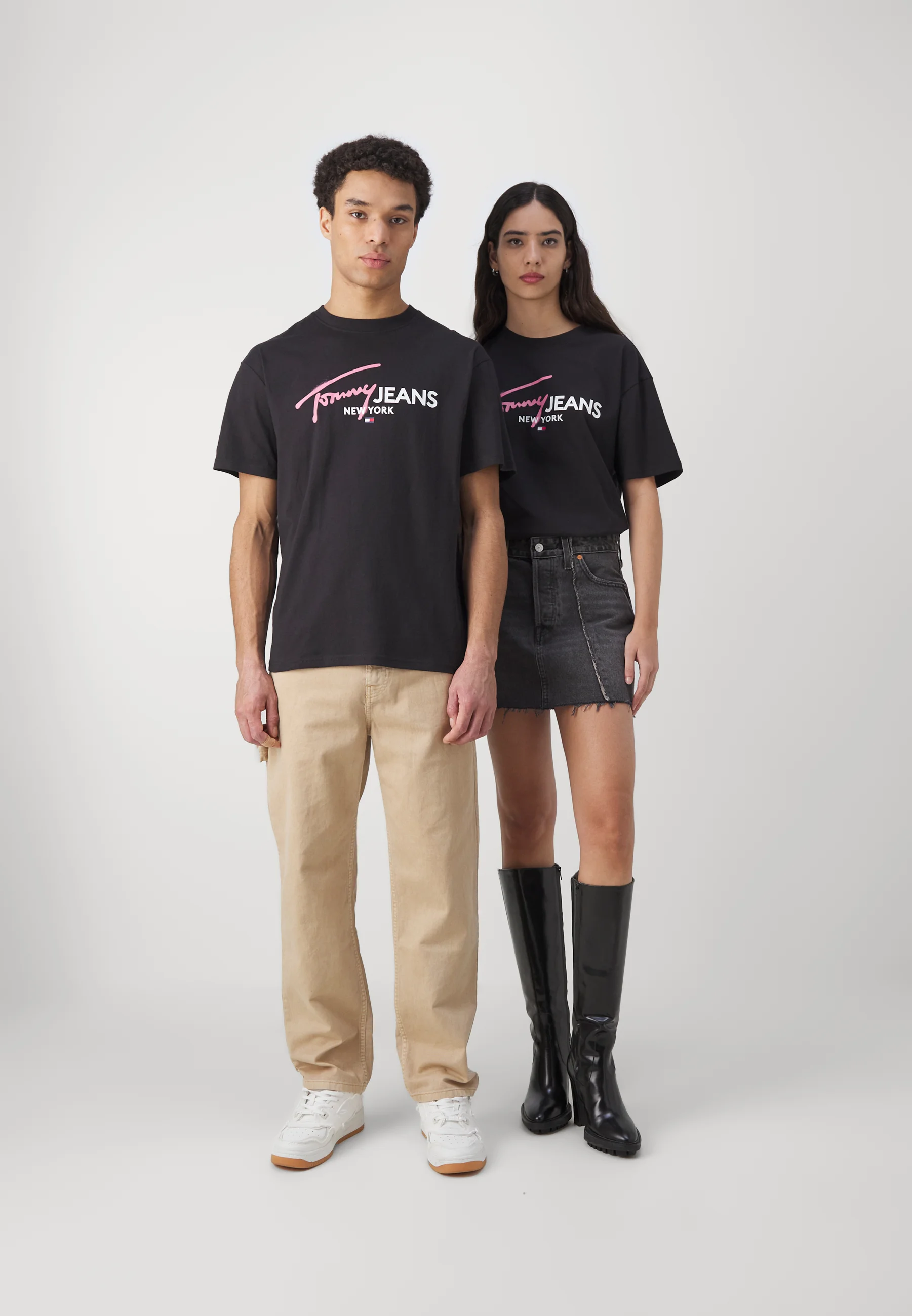 Tommy Jeans SPRAY POP COLOR TEE UNISEX - Camiseta con estampado